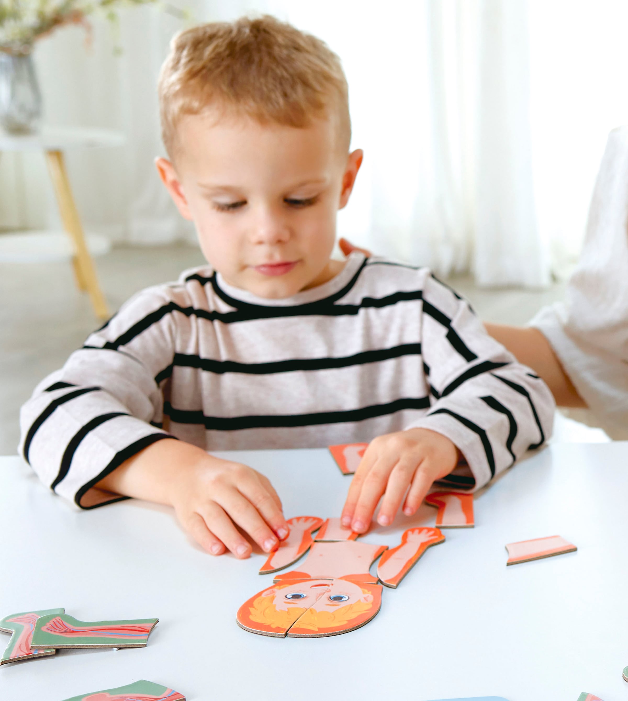 Hape Puzzle de contours »Menschlicher Körper«