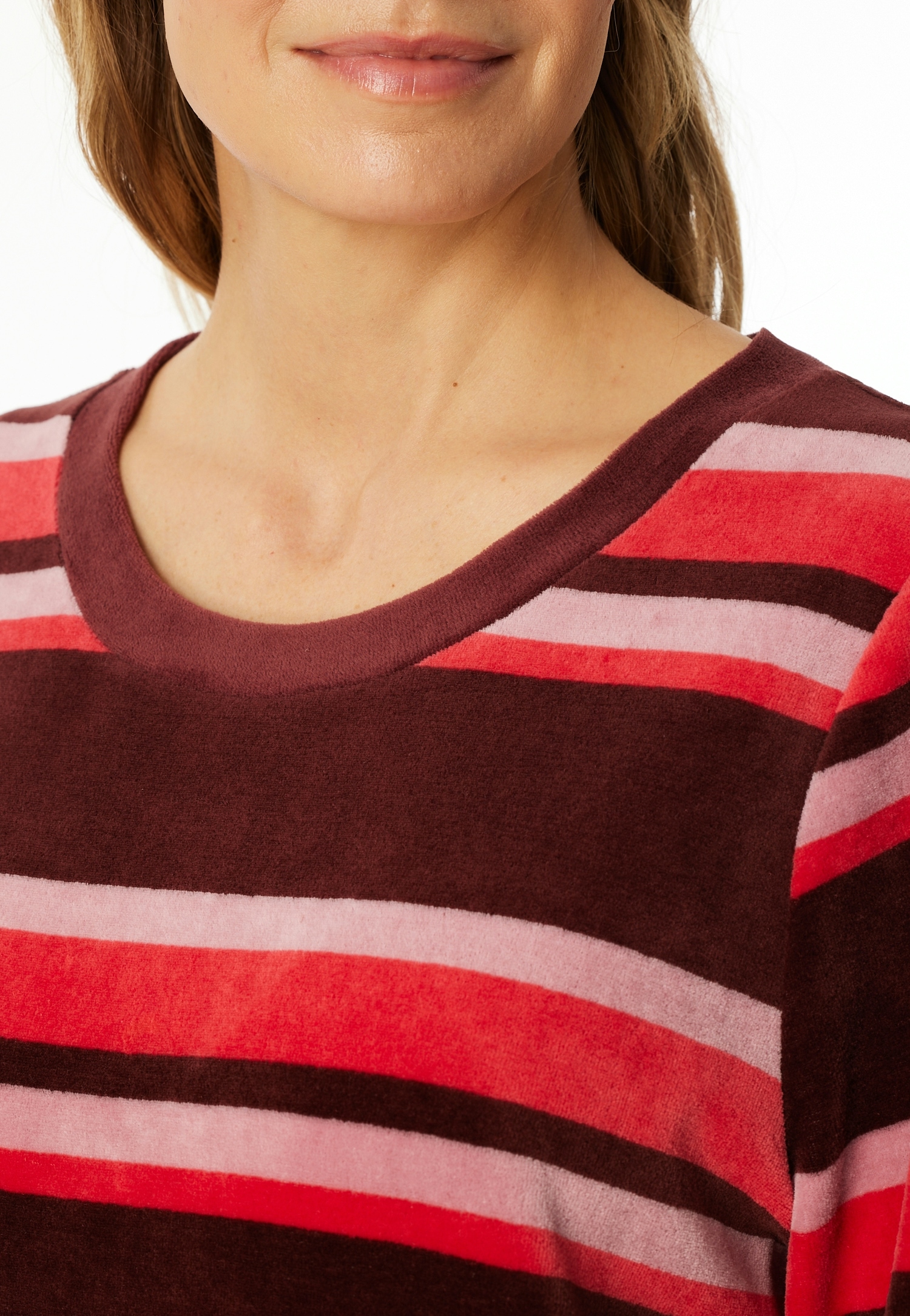 Schiesser Pyjama »Comfort Nightwear« Baumwollmischung, Rundhals-Ausschnitt, langärmelig, Velour-Qualität