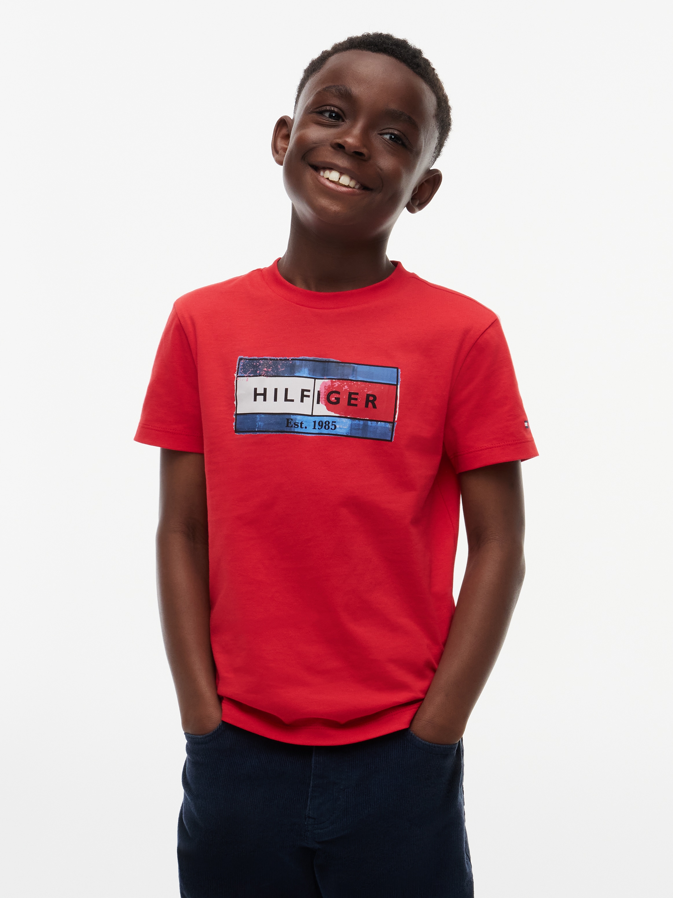 Tommy Hilfiger T-shirt »HILFIGER FLAG GRAPHIC TEE« Encolure ronde, coupe régulière, enfants jusqu'à 16 ans