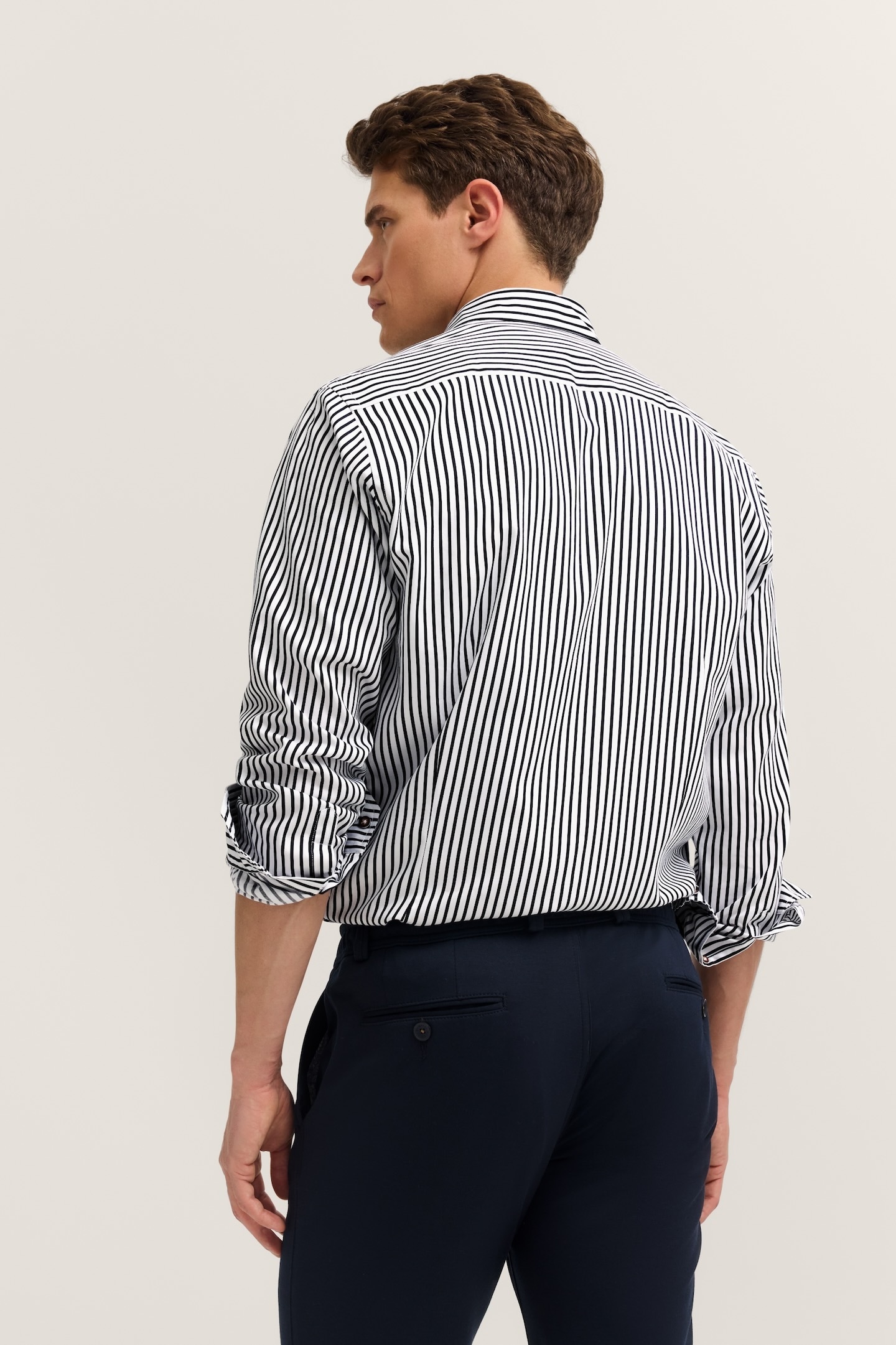 bugatti Chemise à manches longues »Easy Care« gestreift mit Button-Down und aus Baumwolle