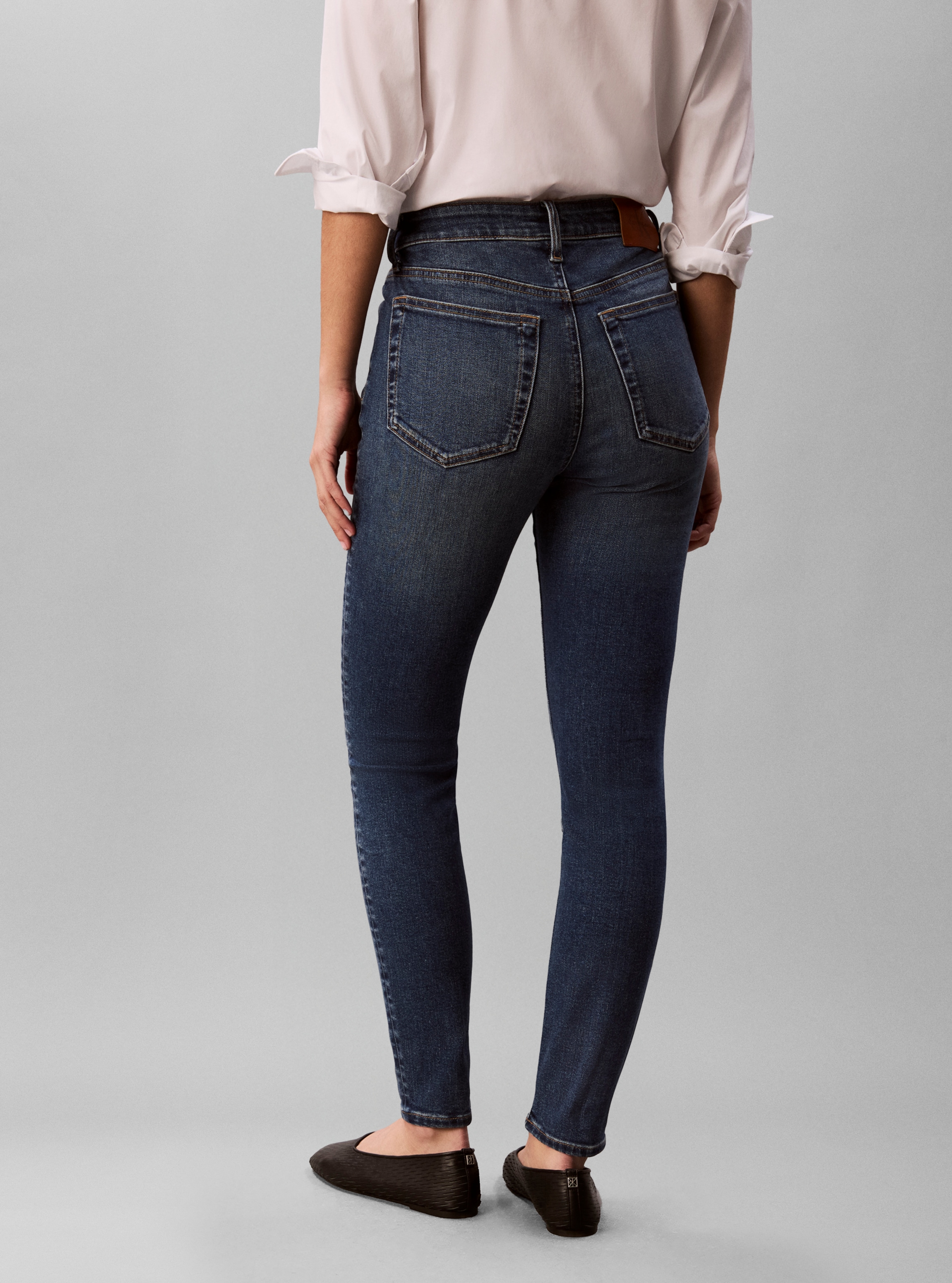 Calvin Klein Jeans Jeans skinny »MID RISE SKINNY BLUE BOROUGH« coupe skinny avec poches