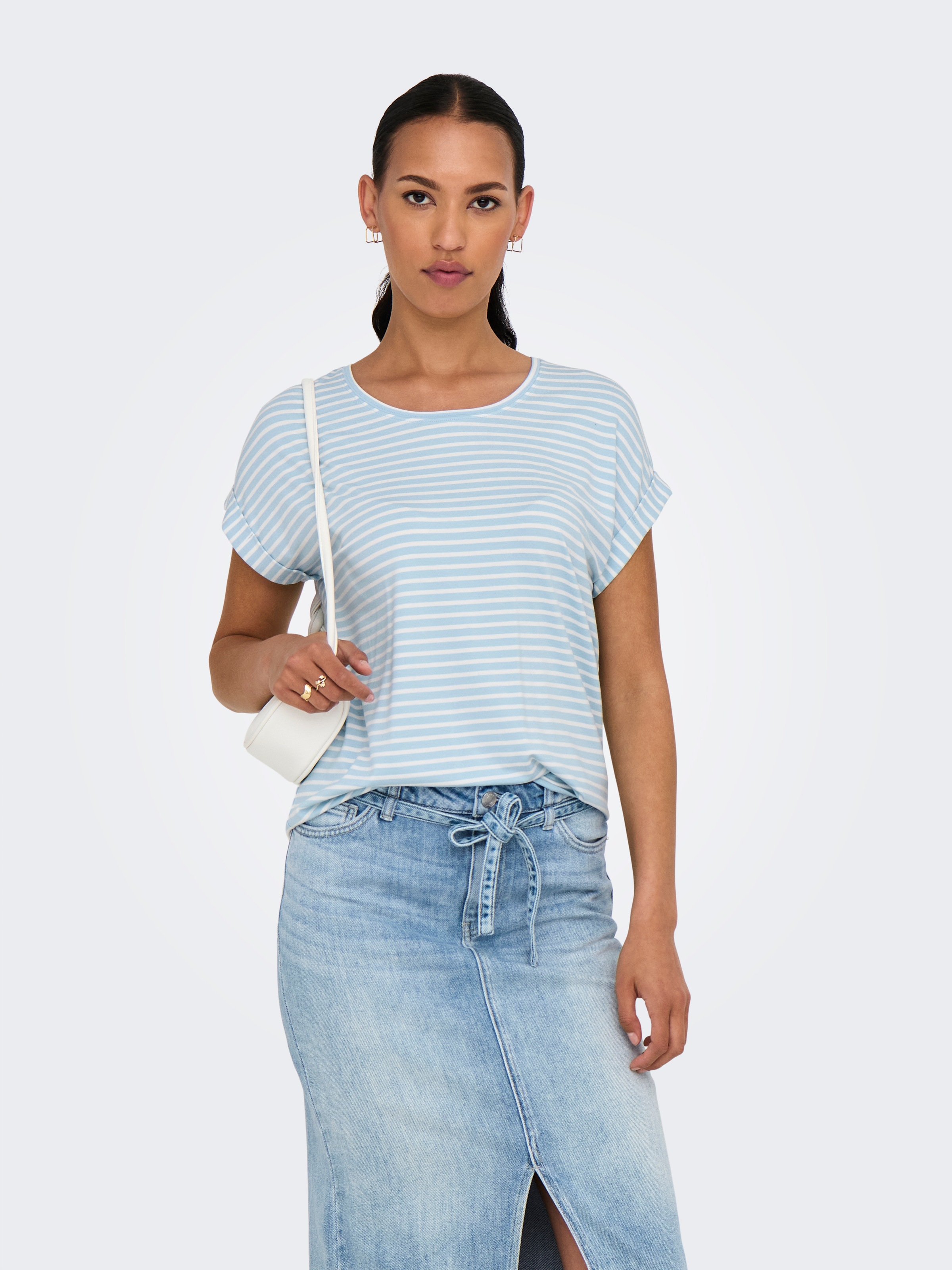 ONLY T-shirt à manches courtes »ONLMOSTER STRIPE S/S O-NECK TOP JRS NOOS« gestreift, lässig geschnitten, Jersey, Rundhals, Viskosemischung