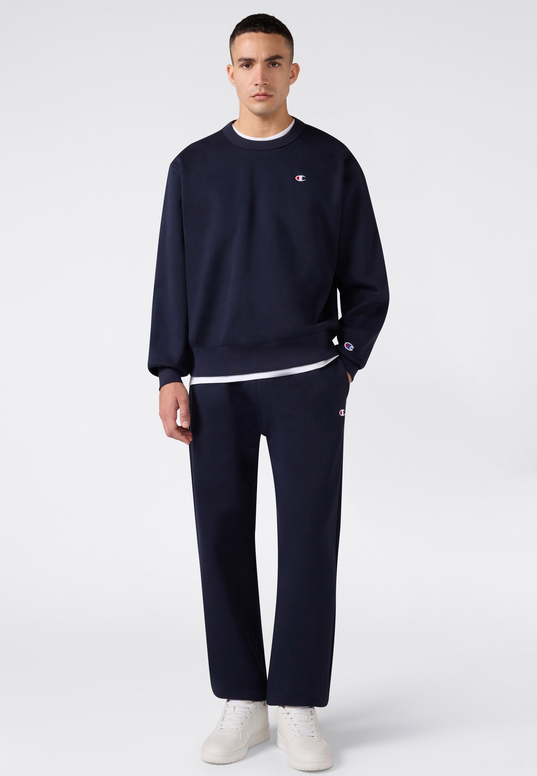 Champion Sweatshirt »SPORTWEAR CREWNECK Relax Fit«, mit Langarm-Design
