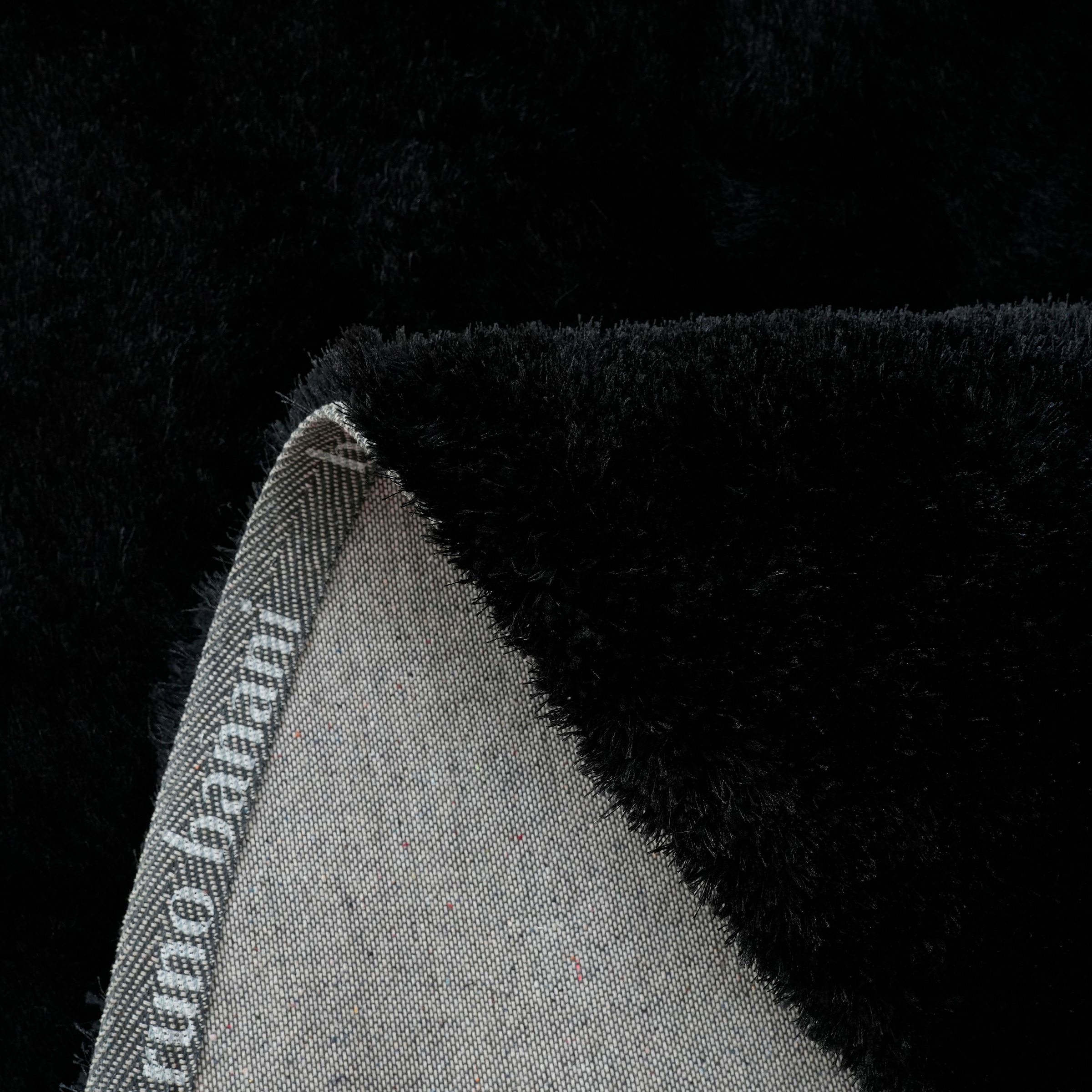 Bruno Banani Hochflor-Teppich »Dana Bean shape, besondere Form, weich, Mikrofaser Teppiche« U-förmig 30 mm Höhe organische Form, uni, Wohnzimmer, Schlafzimmer, Esszimmer