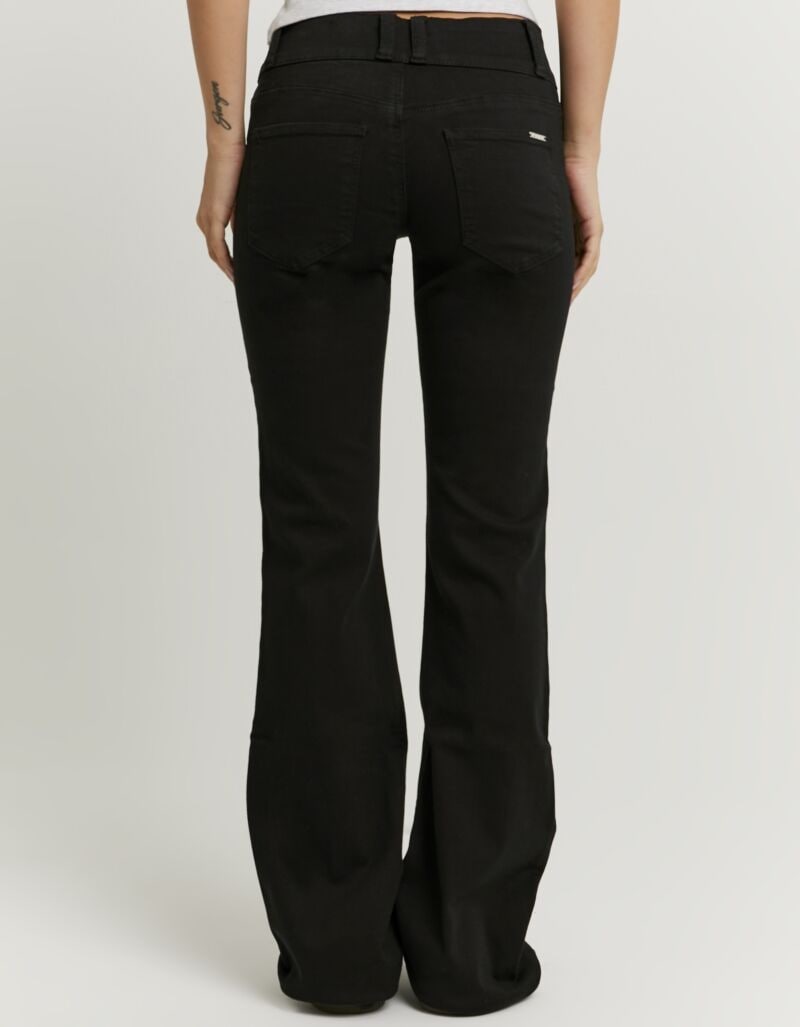 Tally Weijl Jeans bootcut »SPACOCYNTHIA« Baumwollmischung, Low Waist, mit doppeltem Knopf am Bund