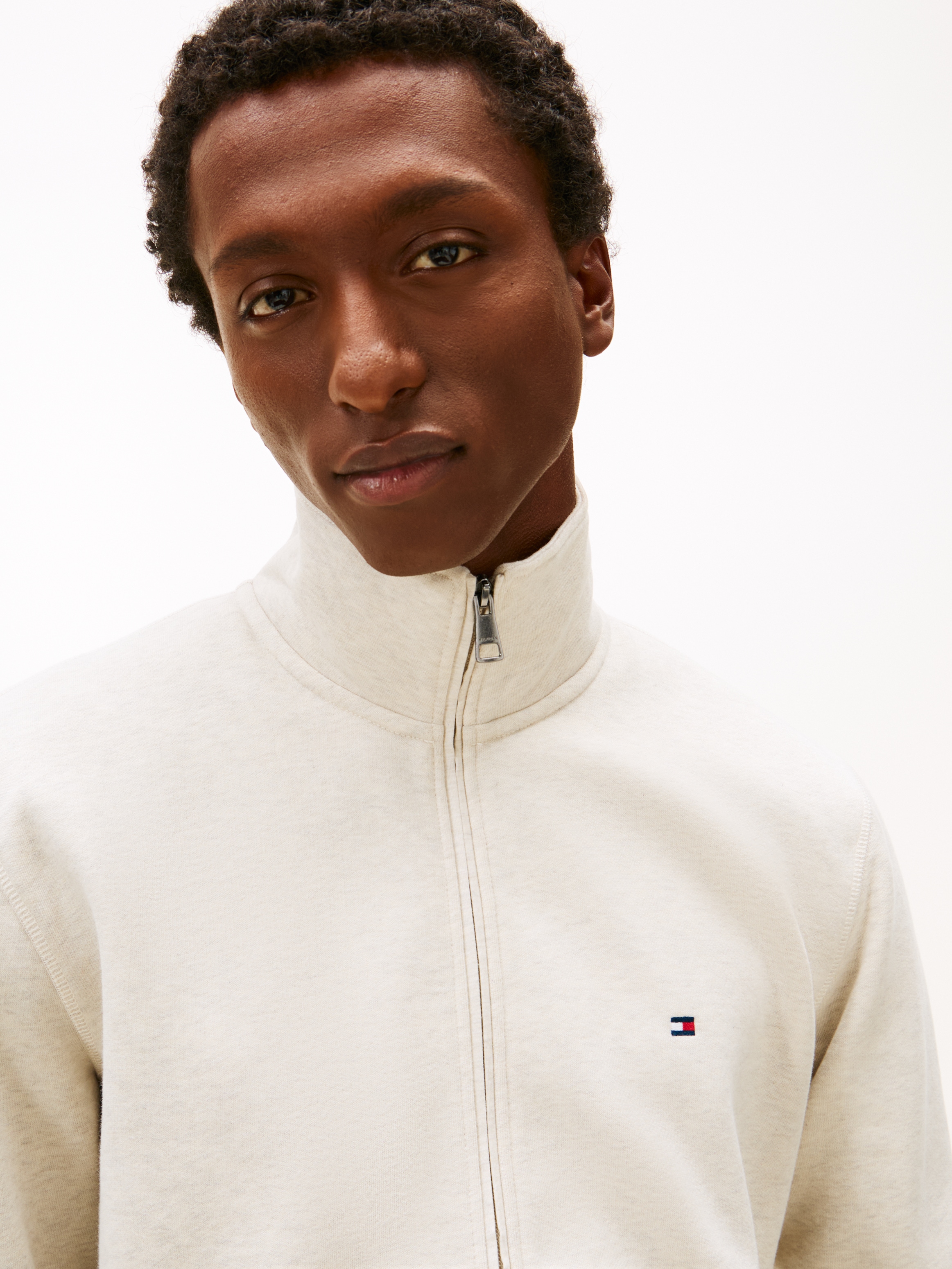 Tommy Hilfiger Veste sweat »ESSENTIAL FLEECE STAND COLLAR« mit Stehkragen, regular fit, Rippbündchen