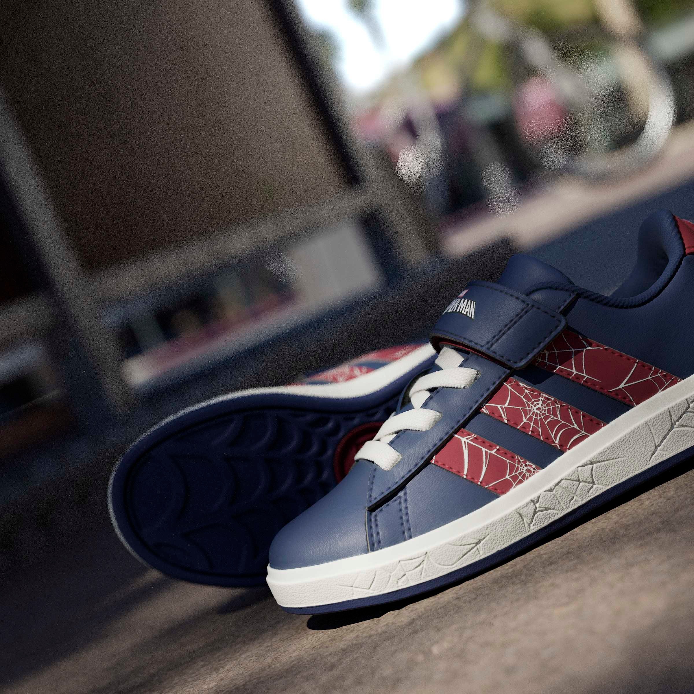 adidas Sportswear Chaussures à scratch »ADIDAS MARVEL SPIDER-MAN GRAND COURT«  für Kinder & Jugendliche