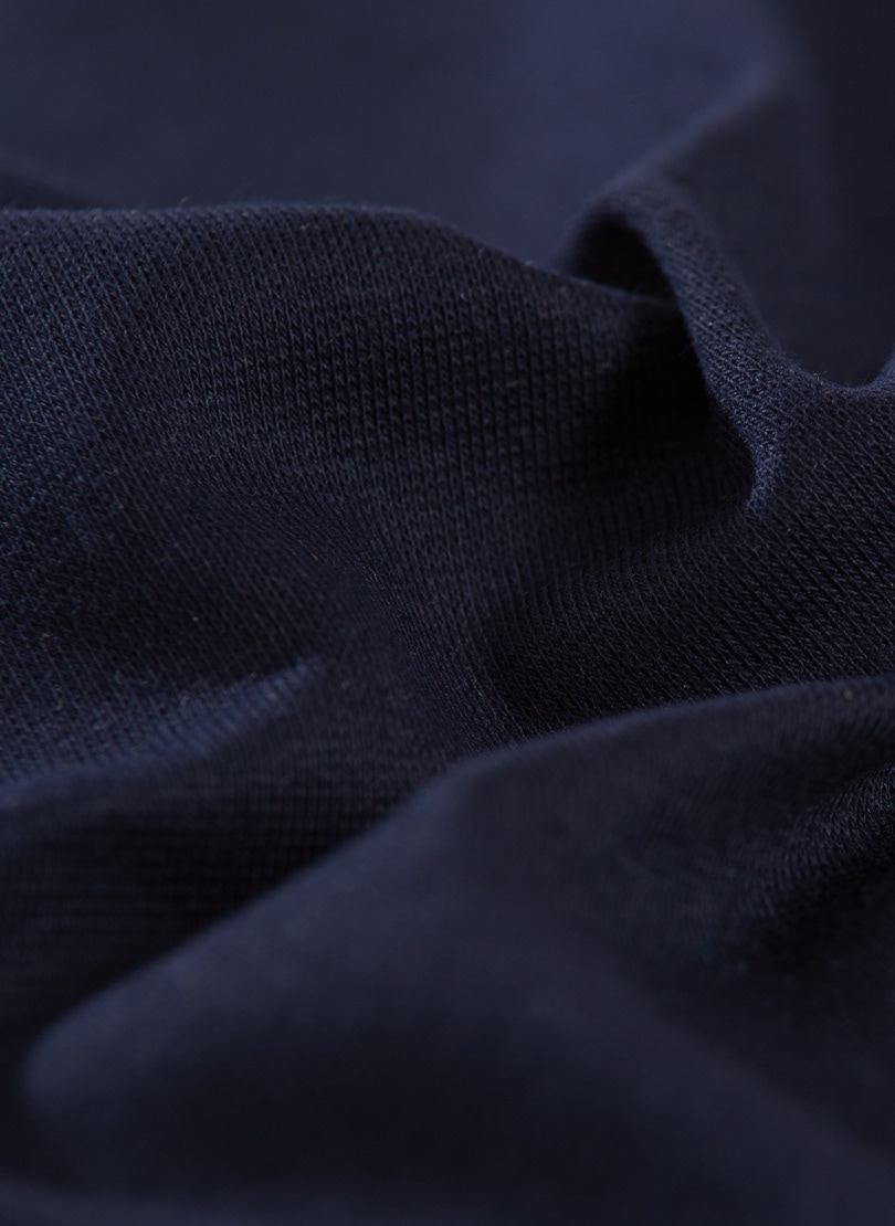 Trigema Sweatjacke »TRIGEMA Jacke veredelt mit Kristallsteinen« 1 Stk.