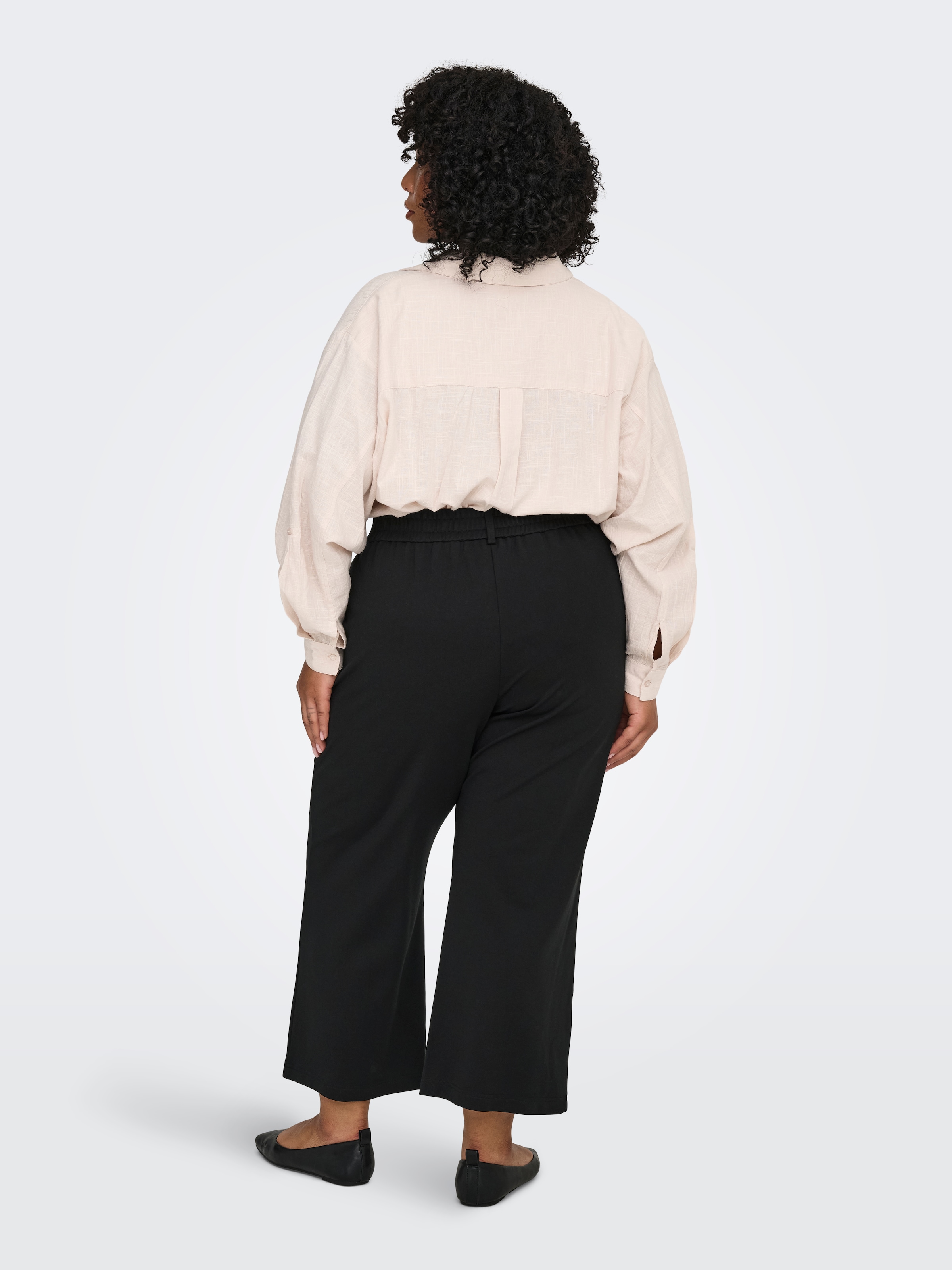 ONLY CARMAKOMA Pantalon sweat »CARGOLDTRASH LIFE HW STR CULOTTE NOOS«