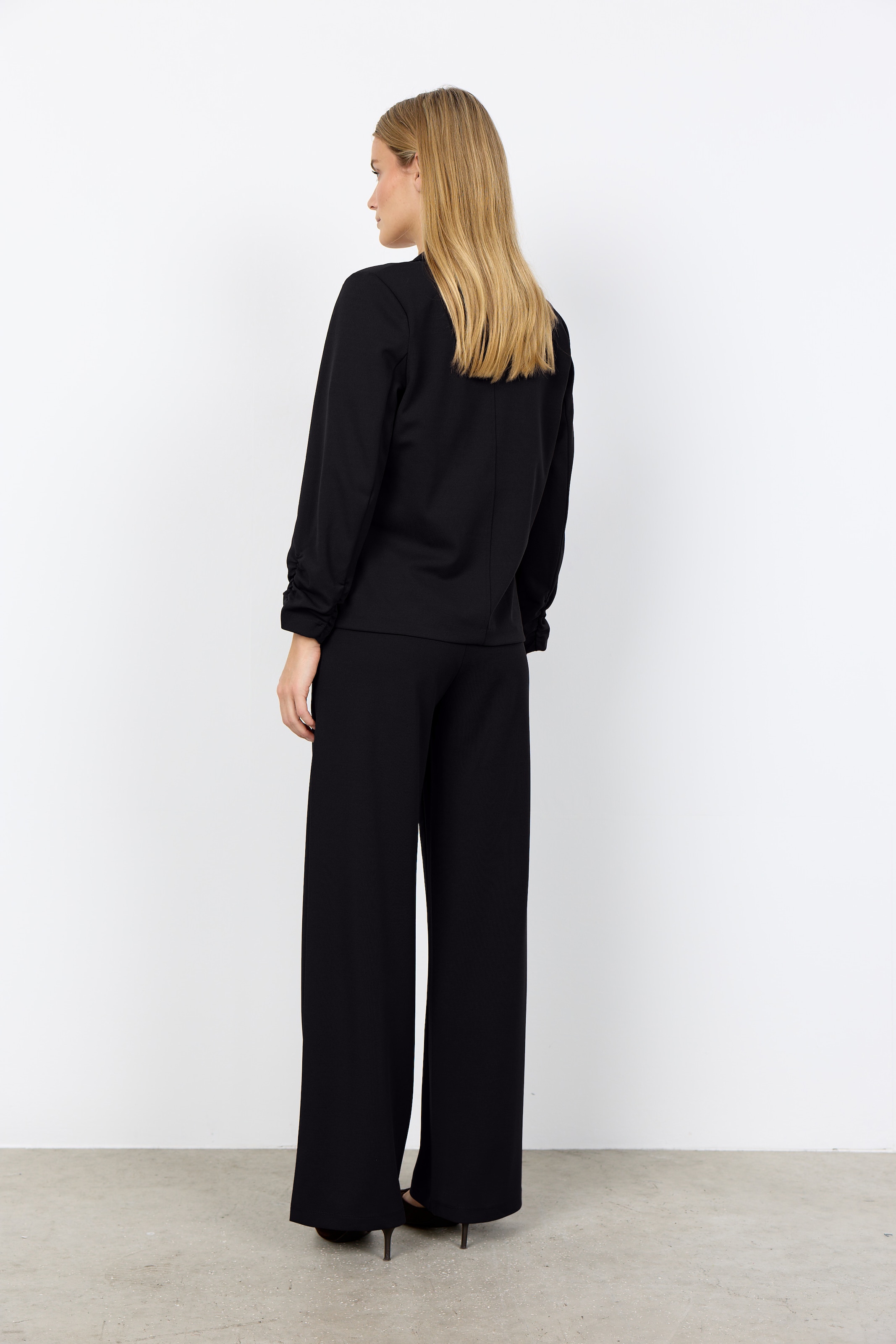 soyaconcept Kurzblazer »SC-SIHAM 97« aus Polyester und Elasthan, normale Schnittform, 1-Knopf-Form