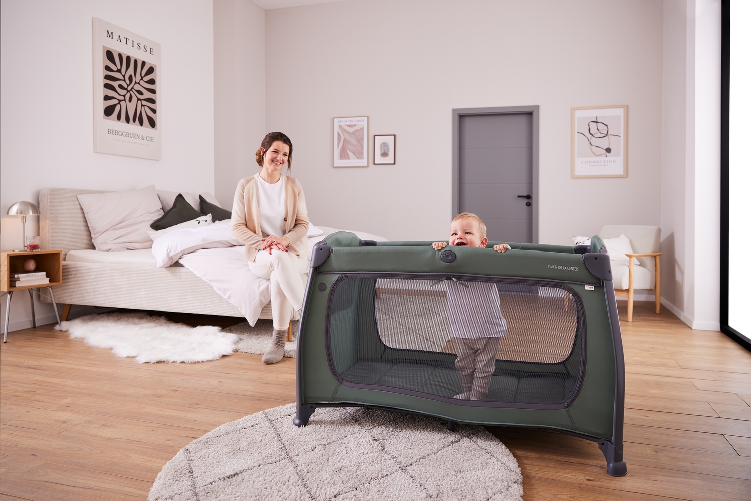 Hauck Baby-Reisebett »Play N Relax Center, dark blue« inkl. Neugeboreneneinhang, Wickelmulde, Ausstieg, Räder