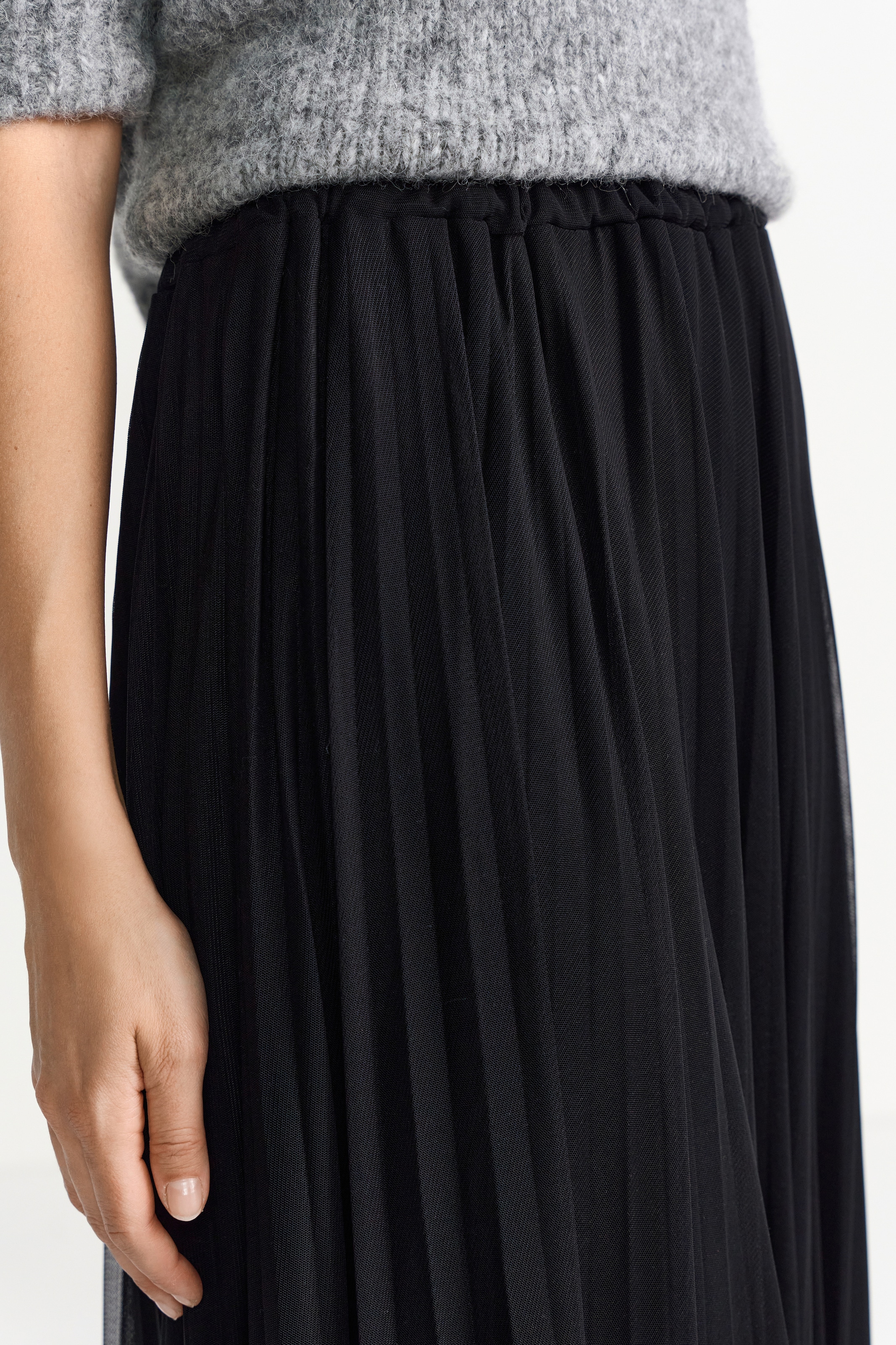 RICHROYAL Jupe plissée in Midilänge, mit elastischem Bund, mit Tülleinsatz, A-Linie