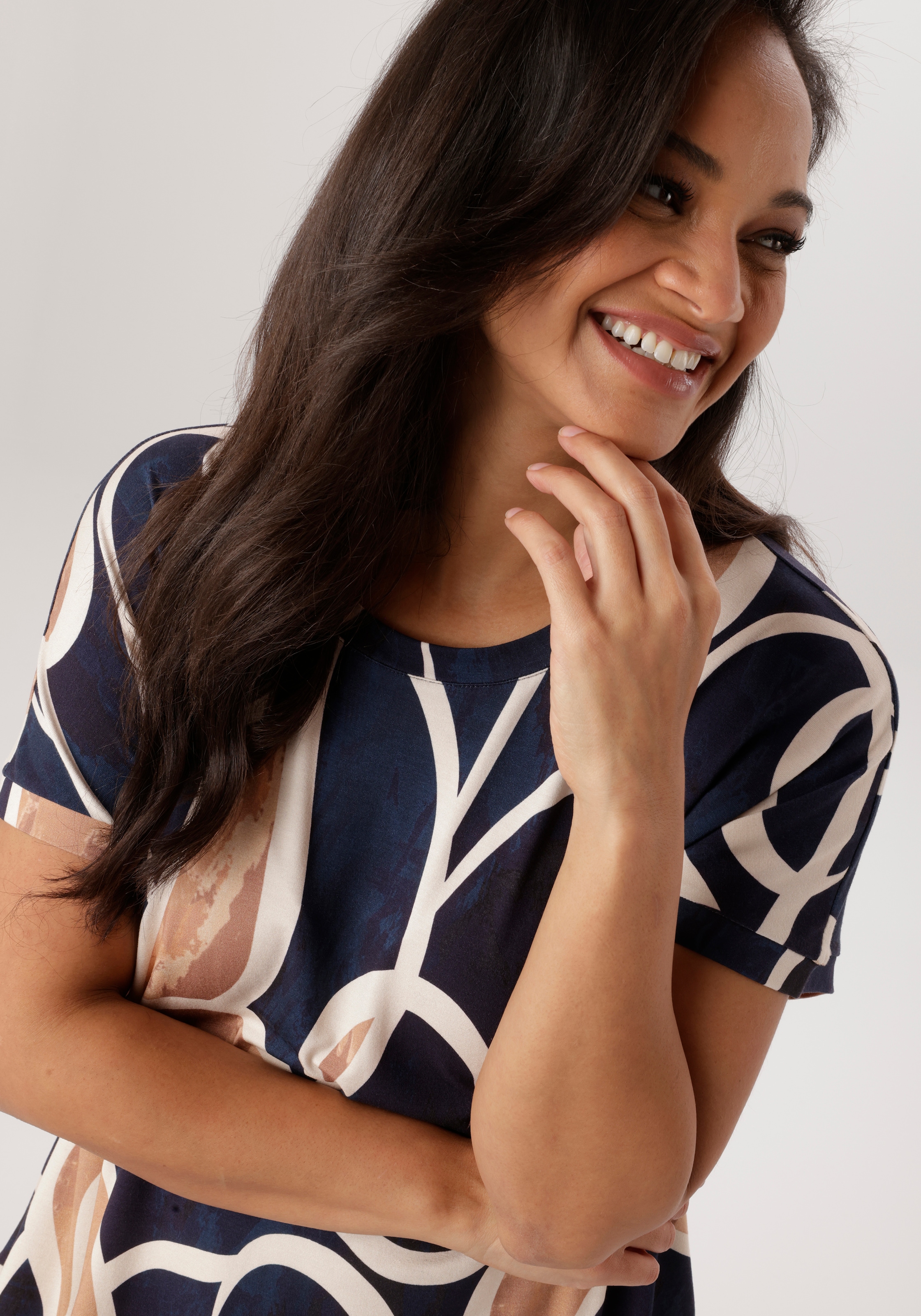 Aniston PLUS Robe en jersey in bequemes Jersey-Qualität - NEUE KOLLEKTION