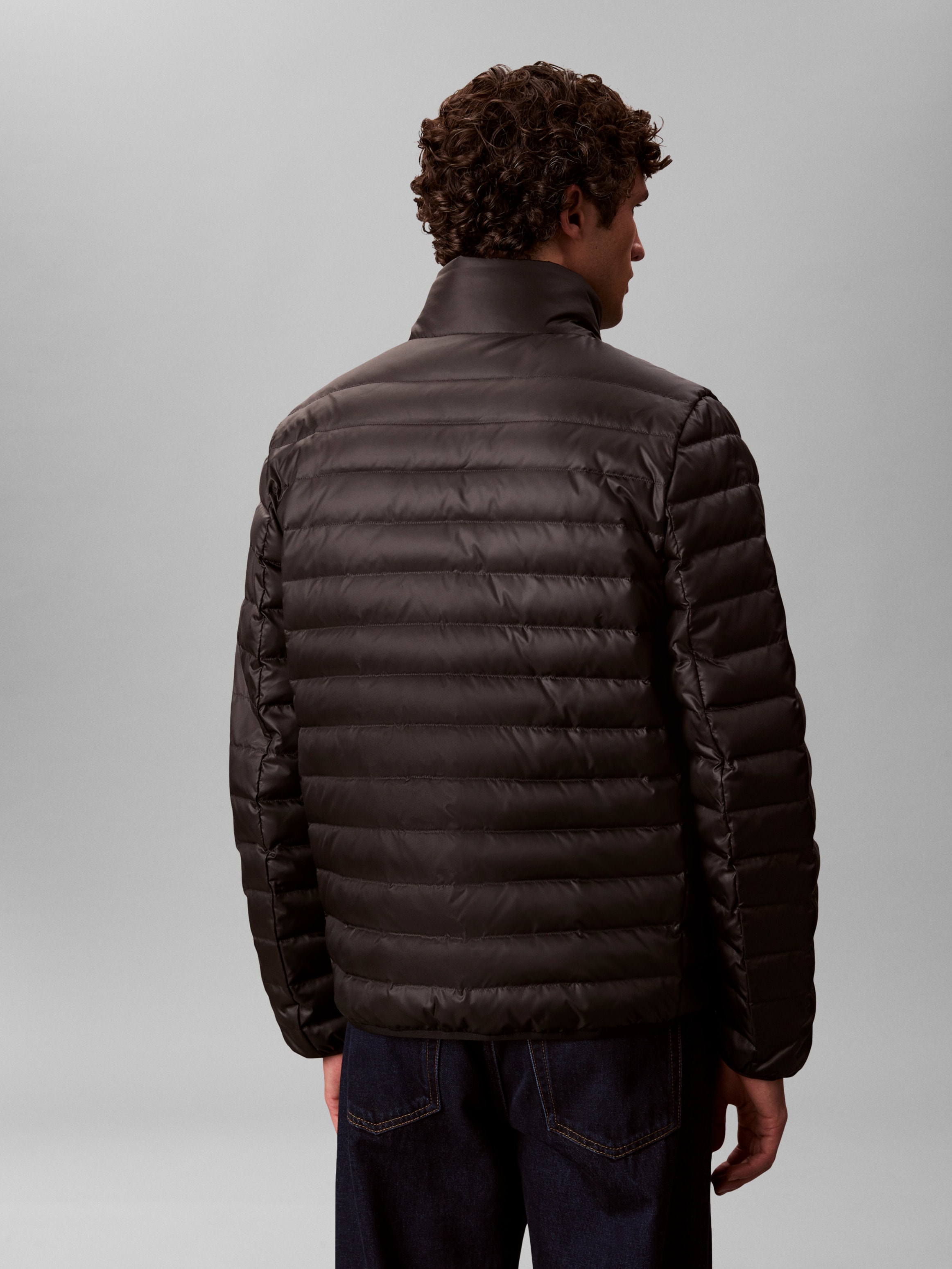 Calvin Klein Veste matelassée »LS LT WT NYLN CHNNLD« sans capuche avec encolure ronde