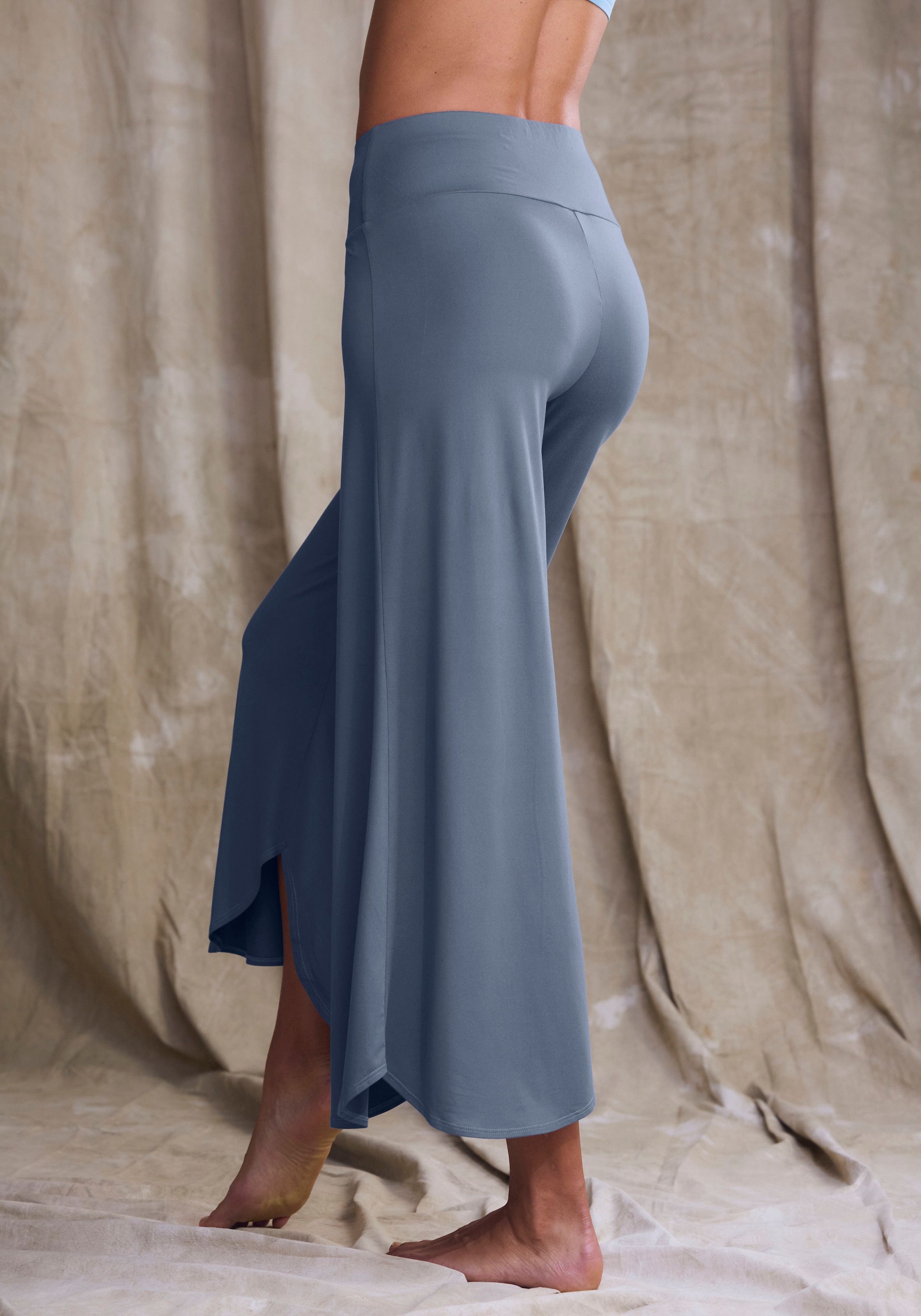 LASCANA Jupe-culotte  mit gerundetem Beinsaum in weich fliessender Qualität