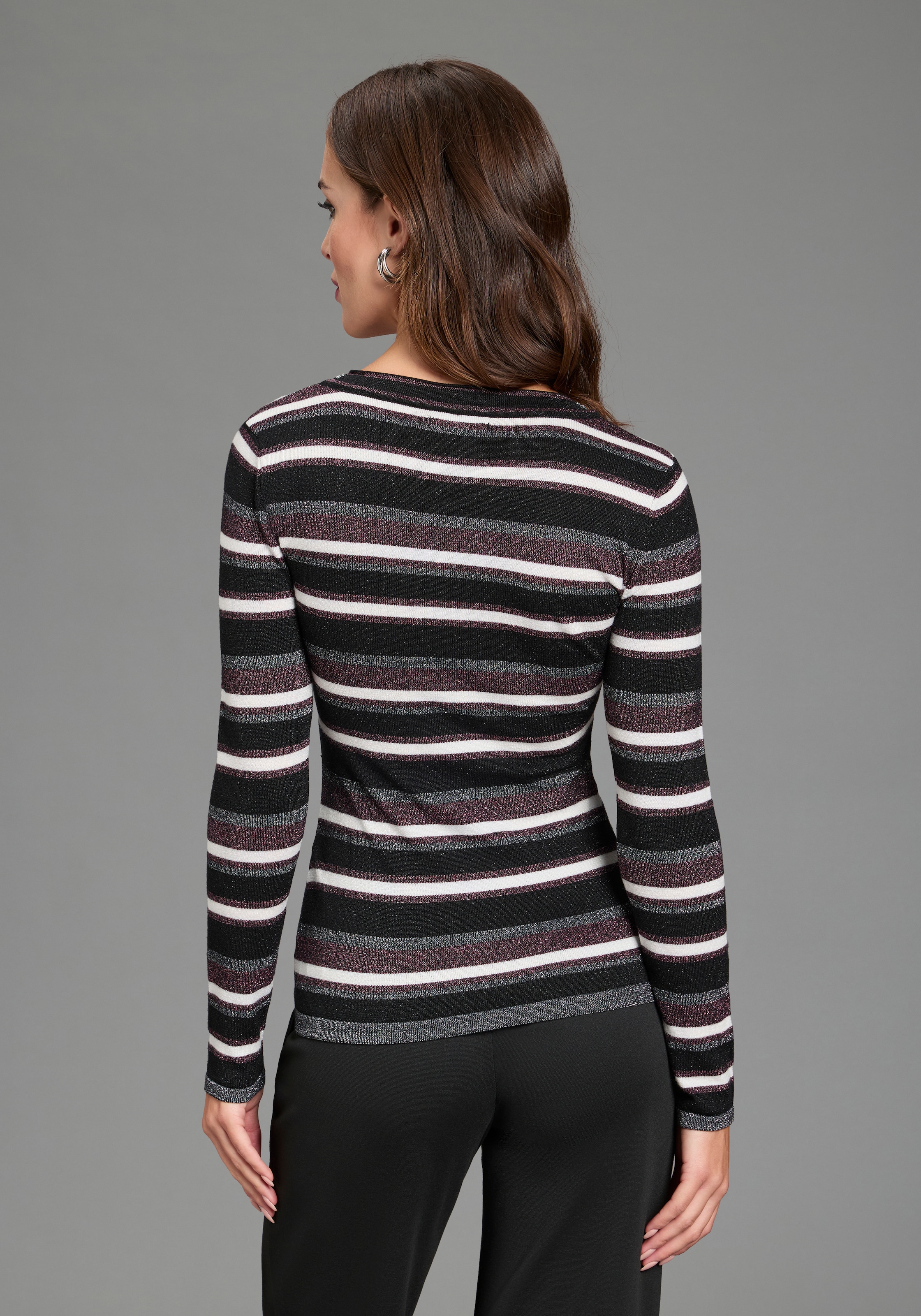 Melrose Pull col V avec fil pailleté doux et détails en sequins