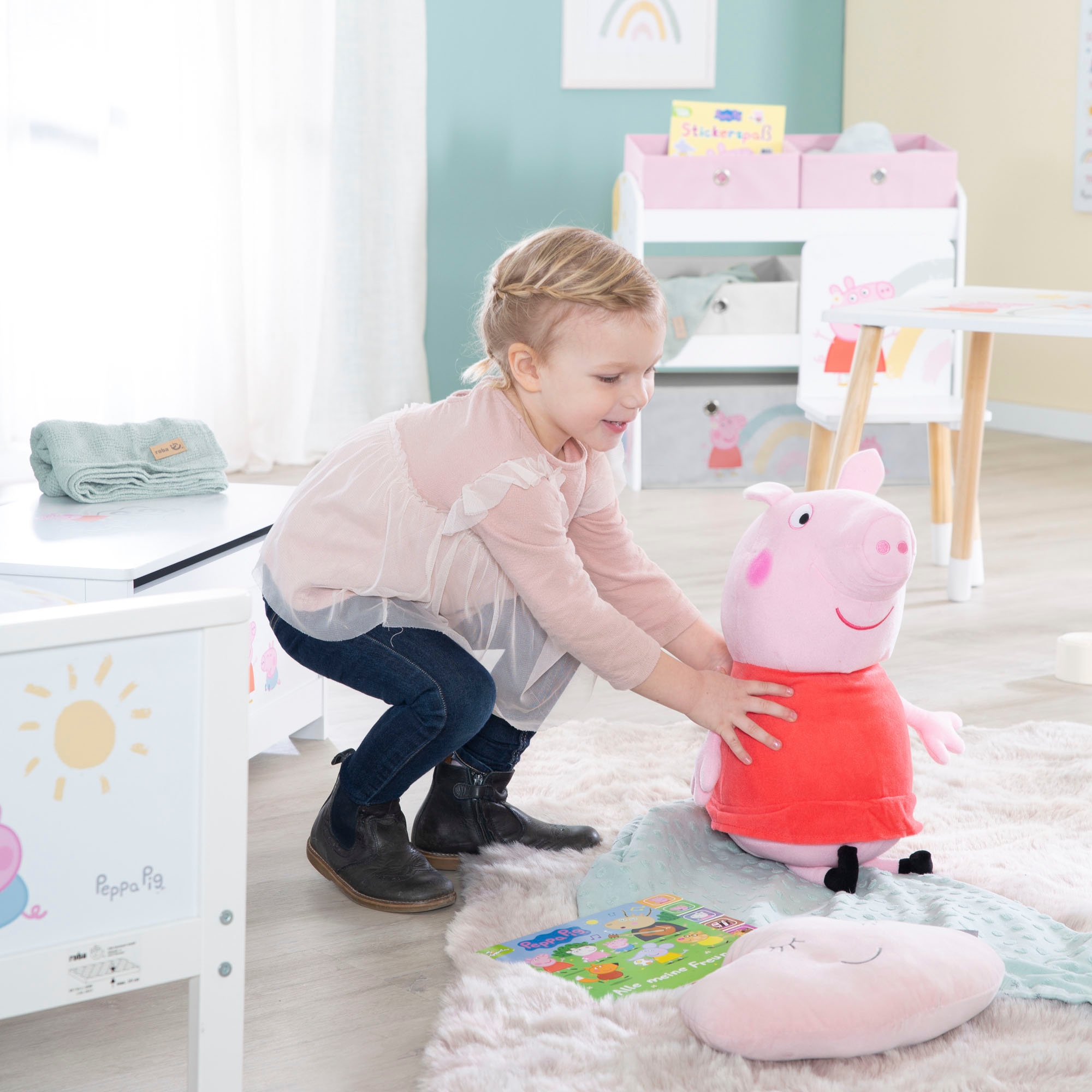 roba® Kinderregal »Peppa Pig, weiss« inklusive 5 Stoffboxen in 2 Grössen