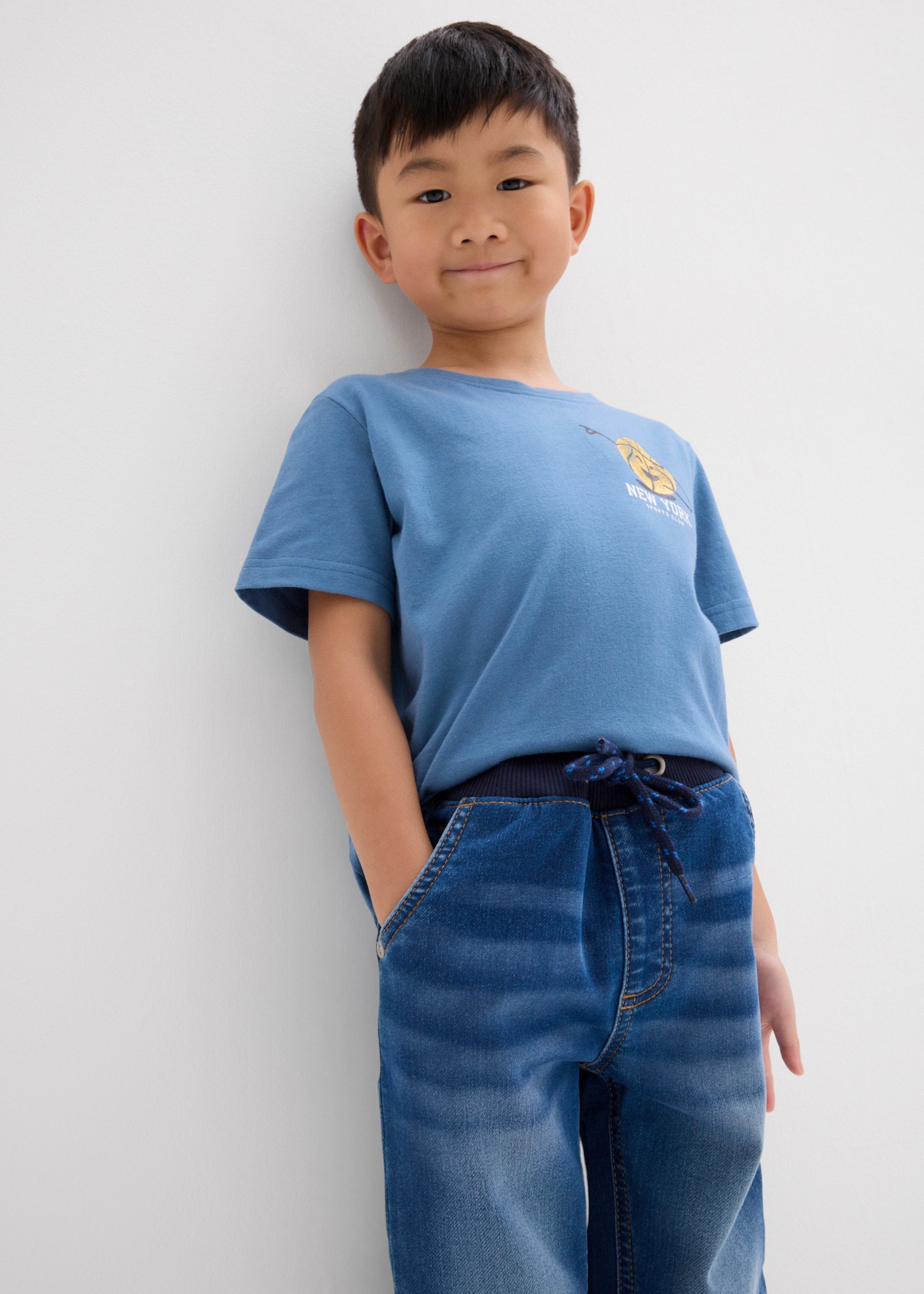 bonprix Jeans coupe régulière pour garçons, avec ceinture côtelée élastique