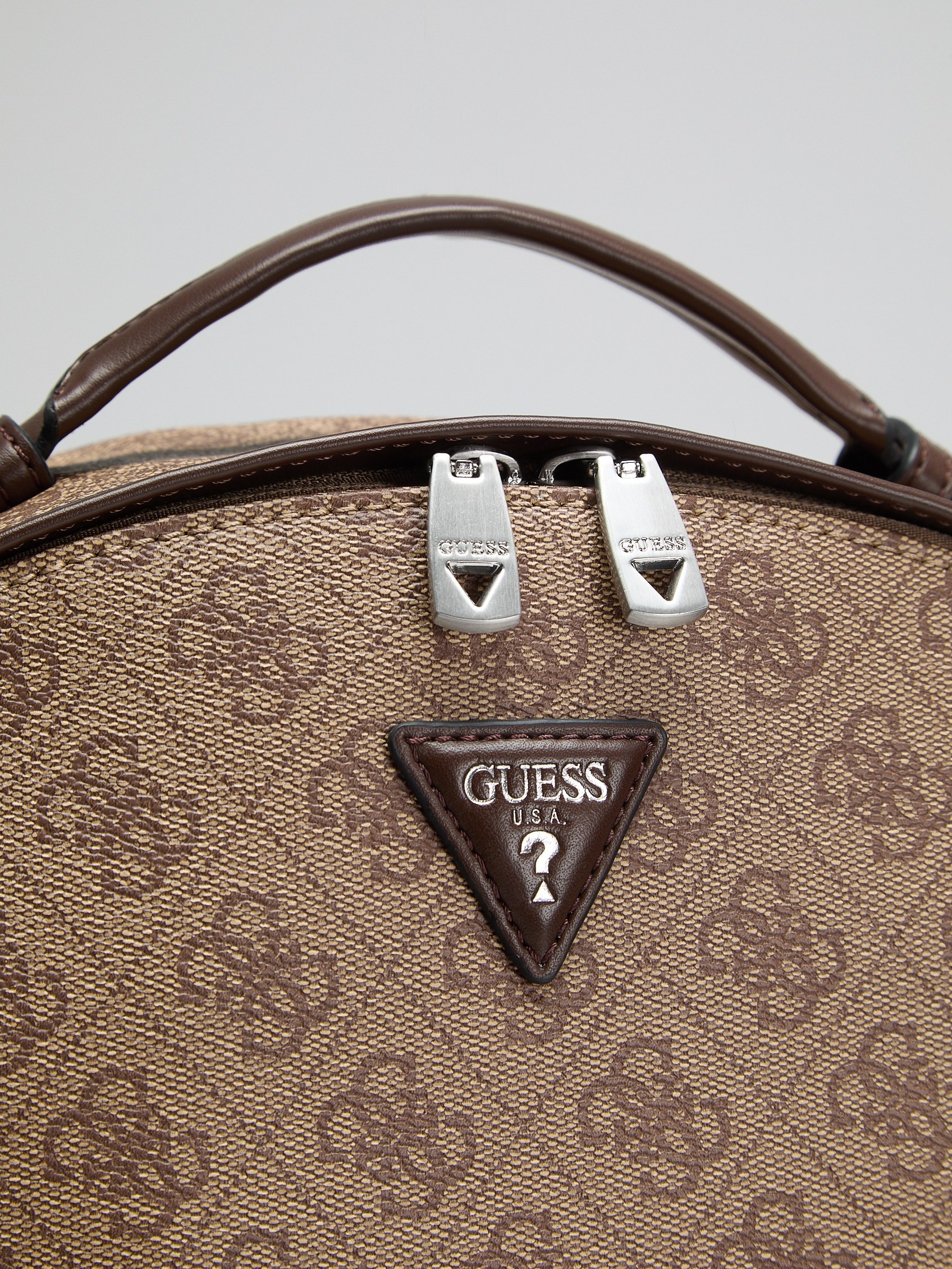Guess Sac à dos »MILANO BACKPACK« Cityrucksack, Freizeitrucksack mit Reissverschluss-Vordertasche