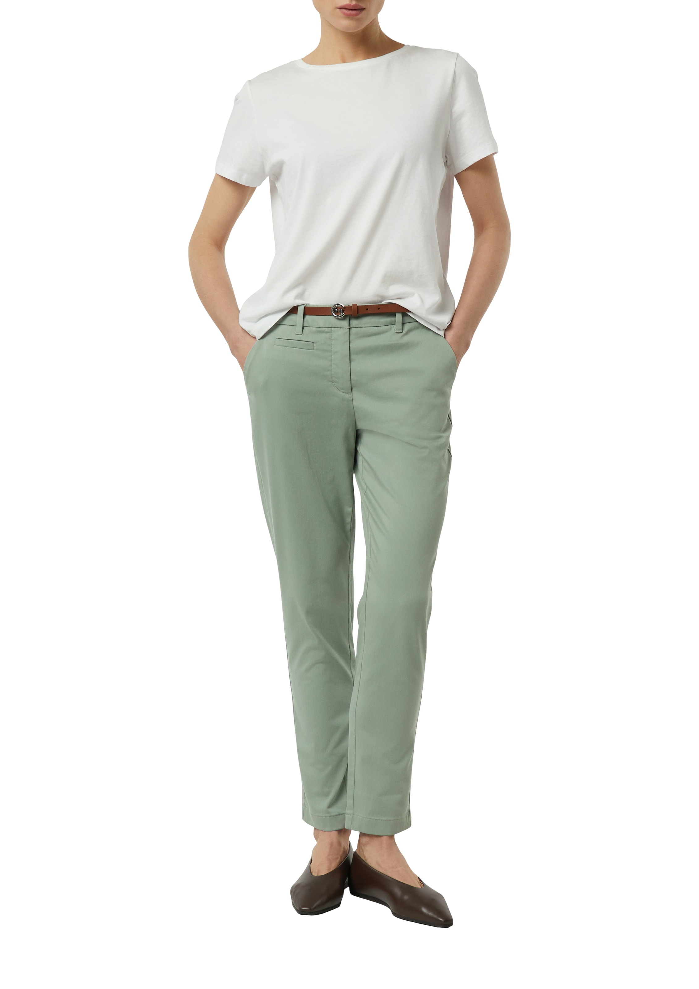 Comma Chinos  mit Gürtel und Stretch