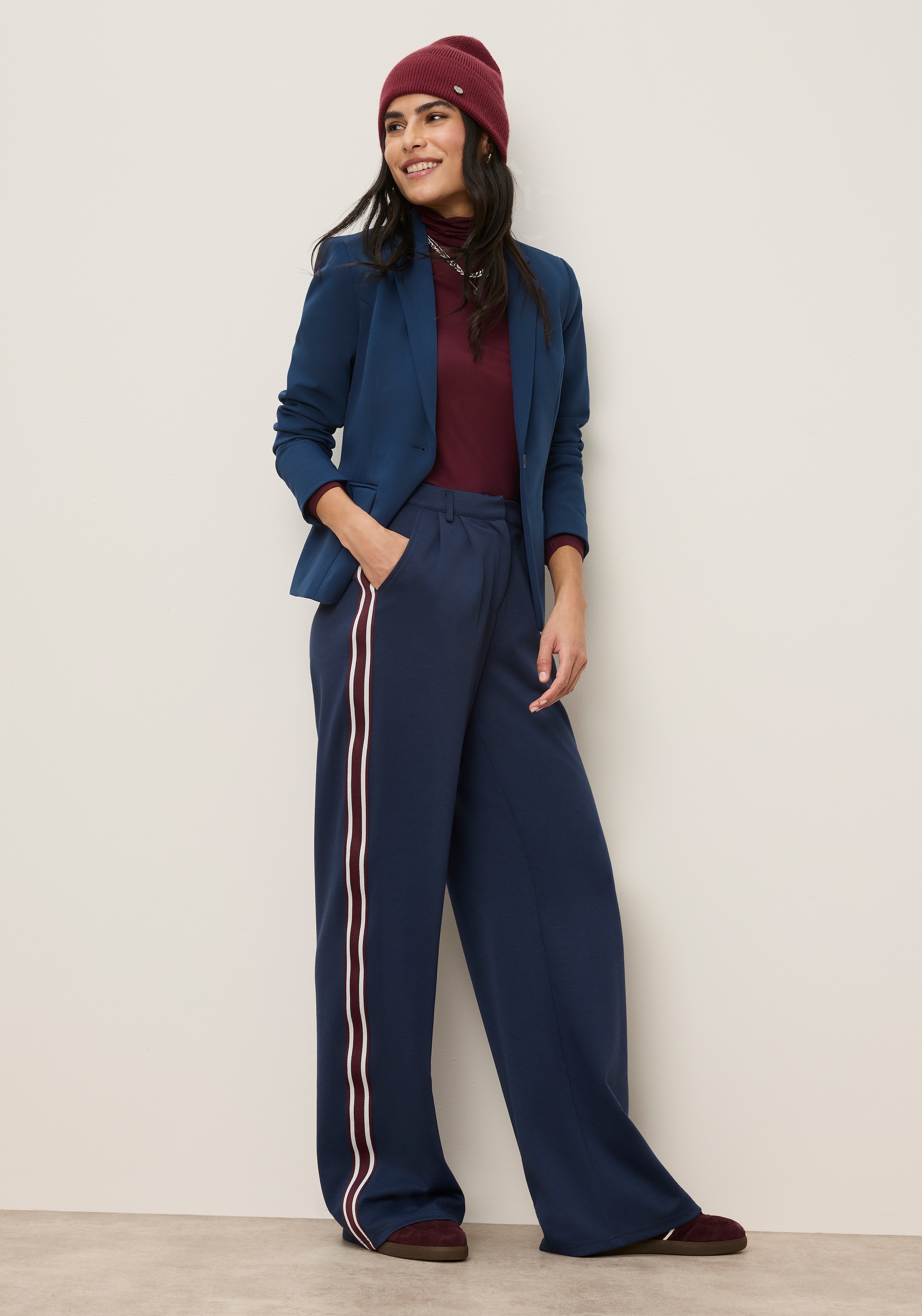 Tamaris Palazzohose »mit Kontraststreifen, im modernem Look«  mit weitem Bein
