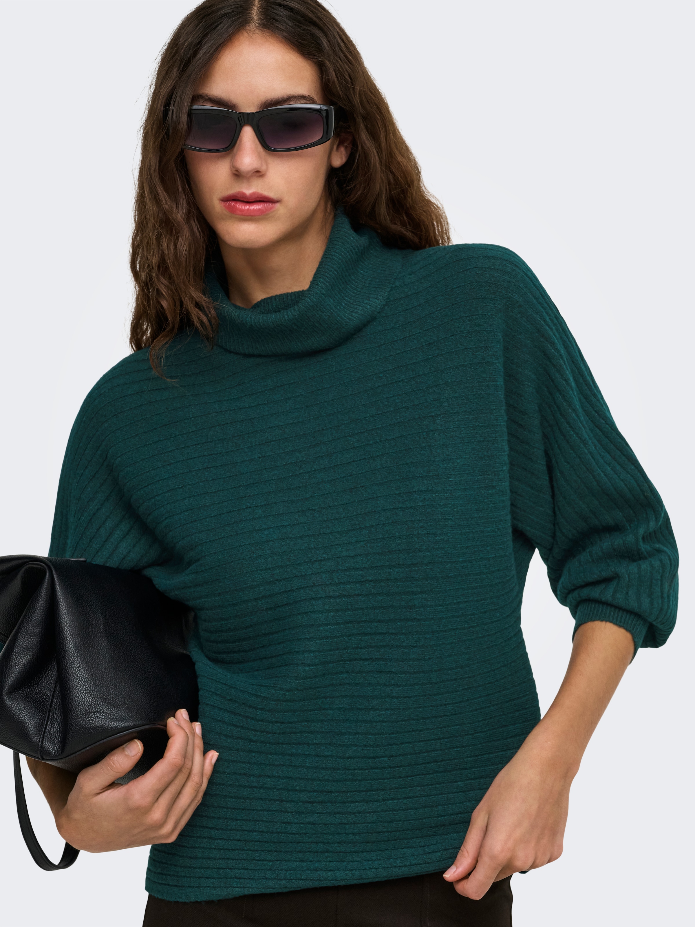 ONLY Pull à col roulé »ONLWINNIE LS ROLLNECK CS KNT« Mélange de matières, stretch, coupe régulière