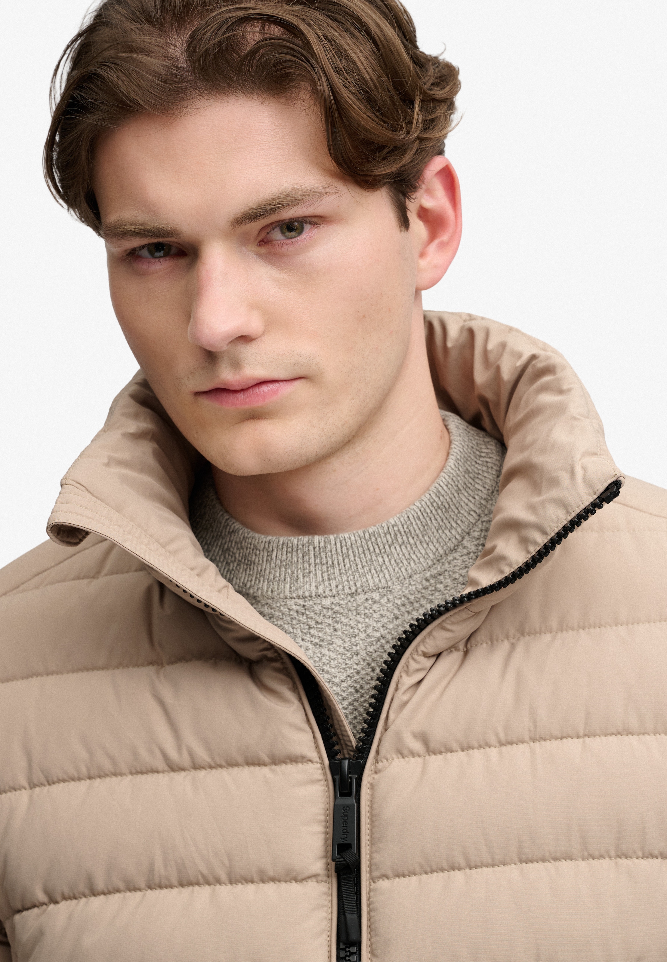 Superdry Veste matelassée »FUJI MIDWEIGHT PADDED JKT« Kunstfaser, slim fit