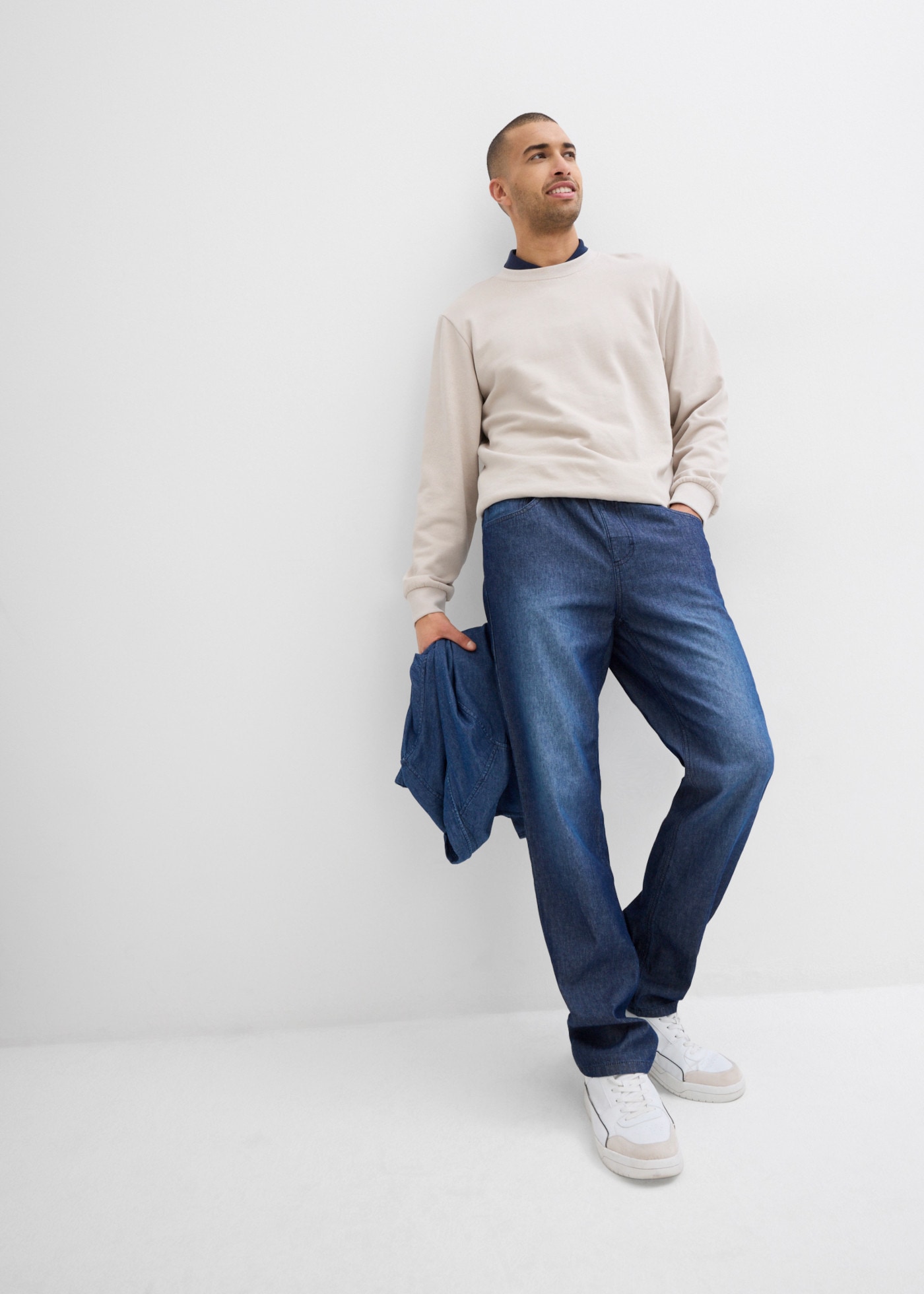bonprix Jeans à enfiler Paquet, lot de 2, 2 coupe classique, en pur coton, avec effet délavé