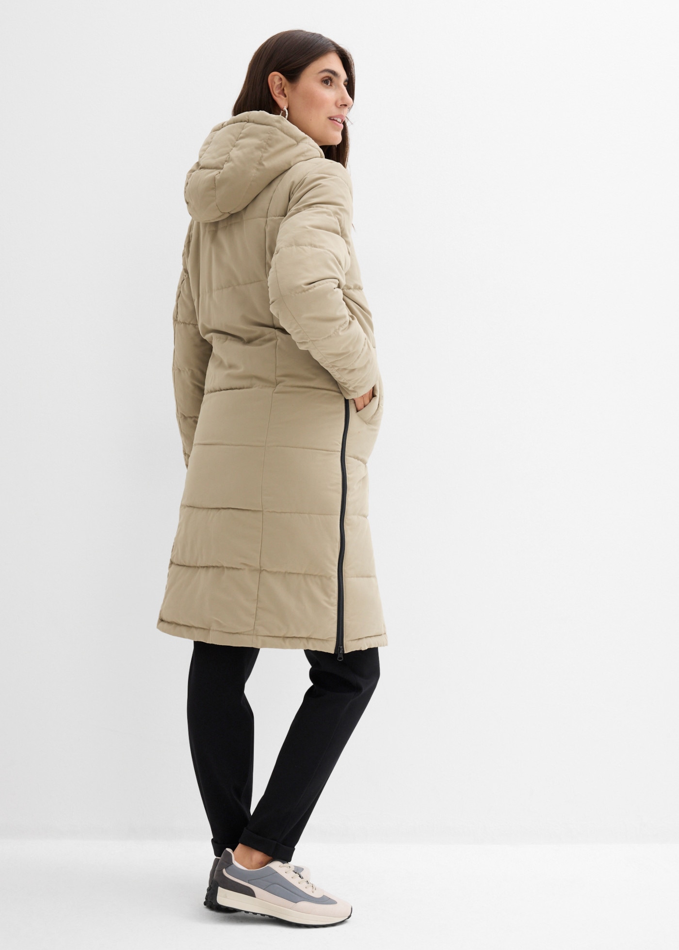 bonprix Manteau de grossesse en manteau matelassé, avec insert amovible à capuche, coupe régulière