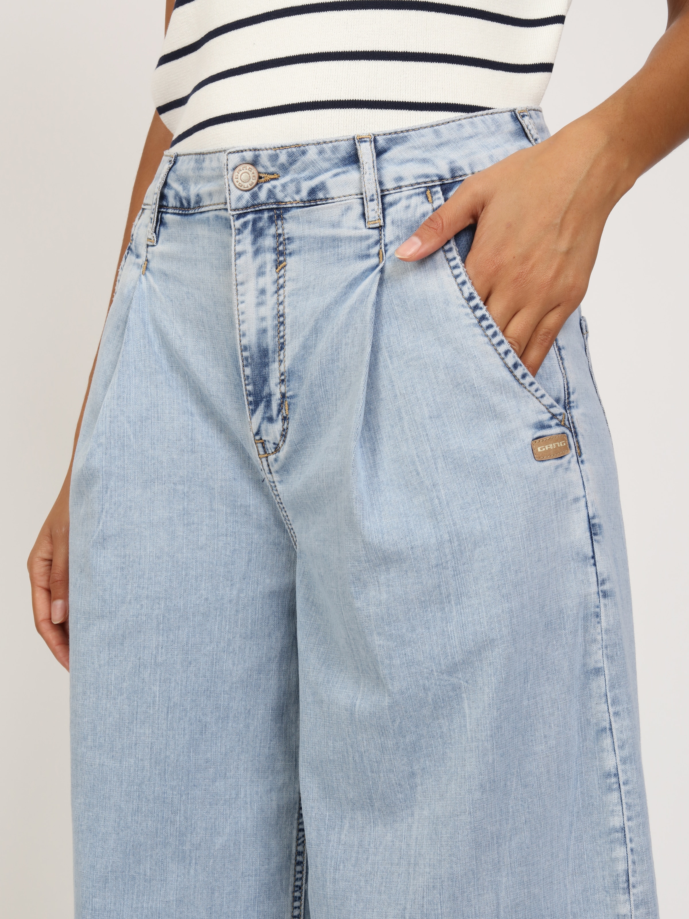 GANG Jeans 7/8 »94WANDA CULOTTE« denim clair en coupe large (Wide Fit)