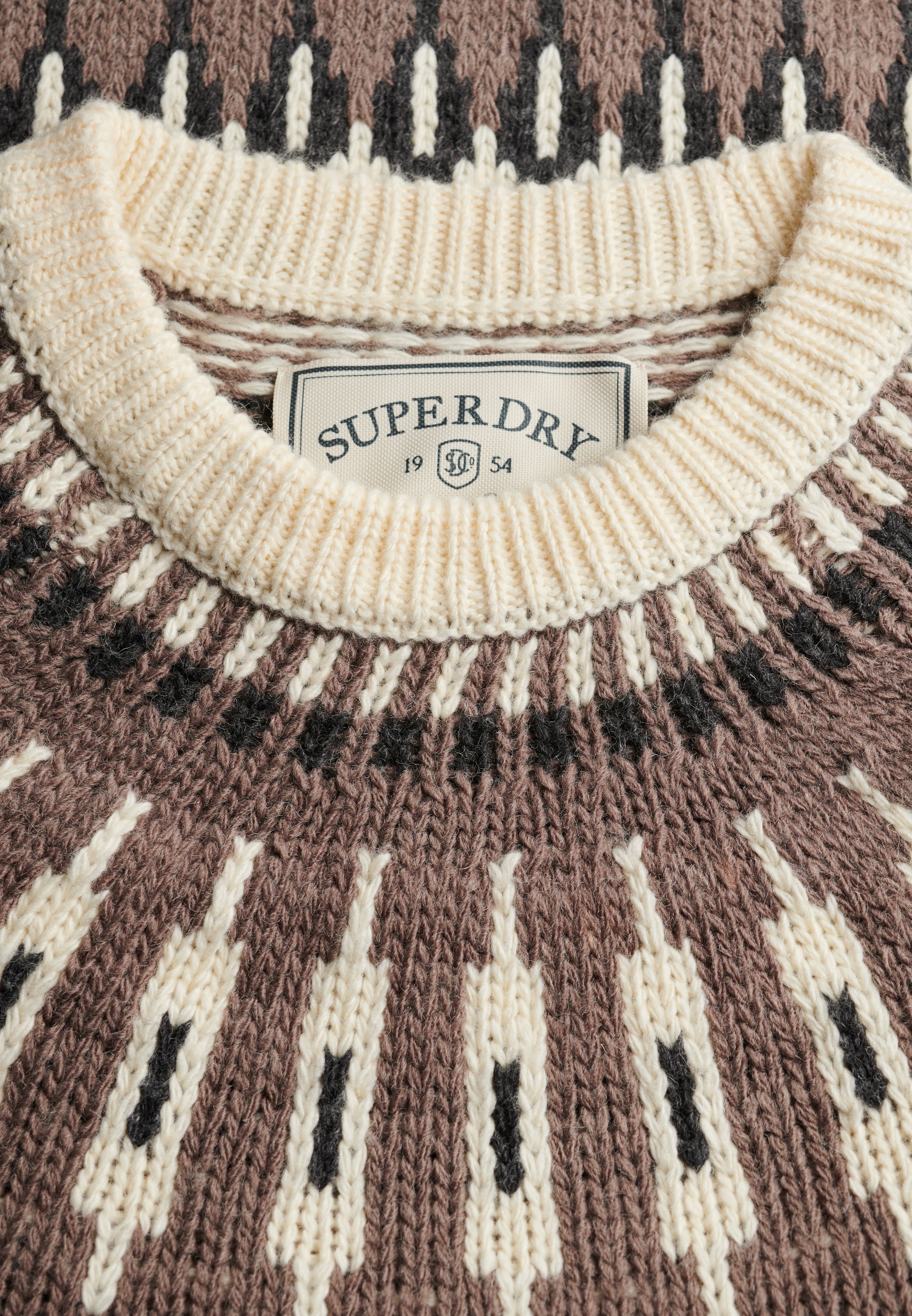 Superdry Strickpullover »CREW NECK JUMPER« Materialmix, loose fit, hochwertig mit Woll-Anteil