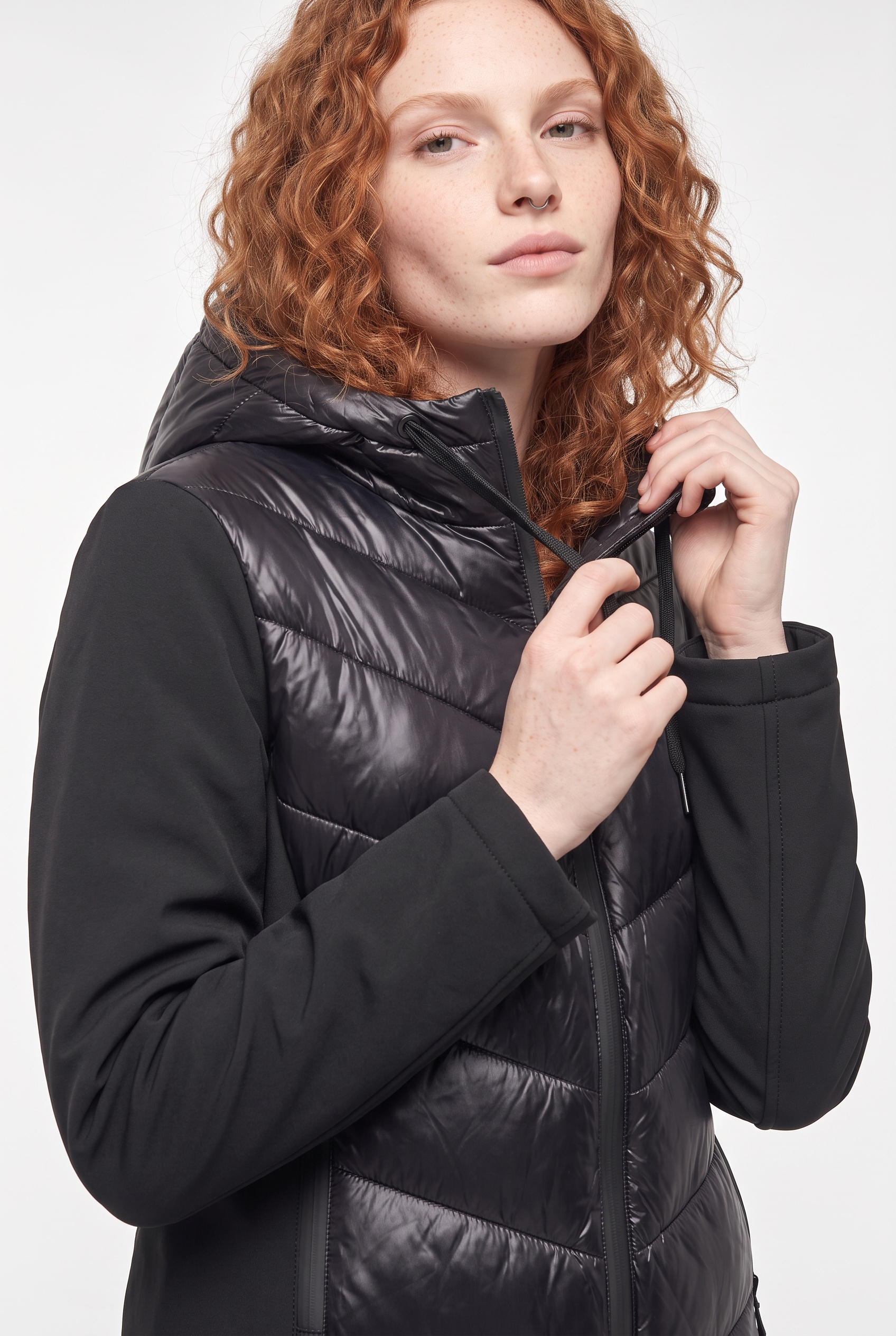 ONLY Manteau matelassé »ONLSOPHIE MY PUFFER JACKET CC OTW« Fibre synthétique, avec capuche et cordon de serrage