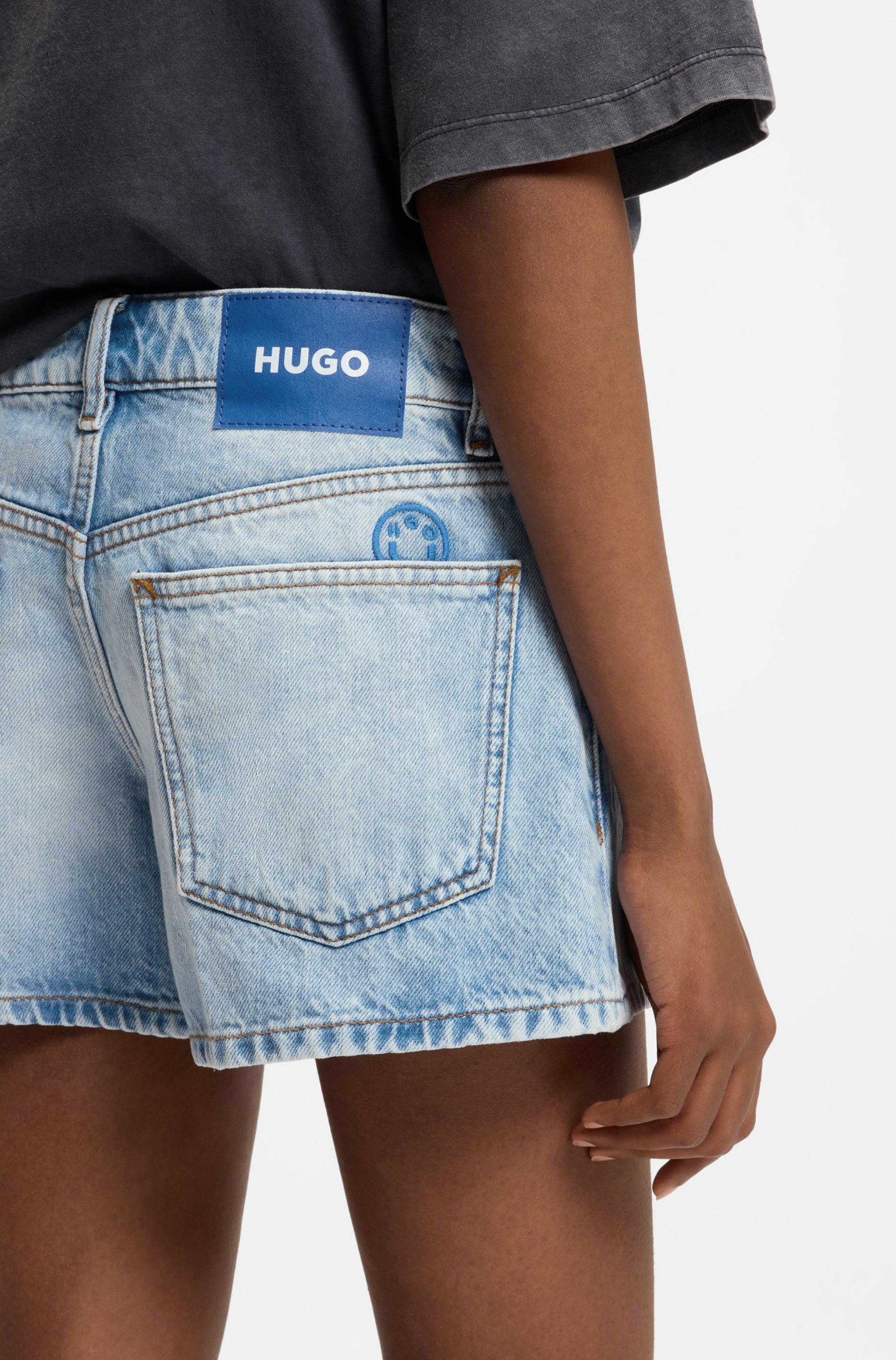 HUGO Blue Short en jean »Galimon« Mid Rise, Logo-Stitching