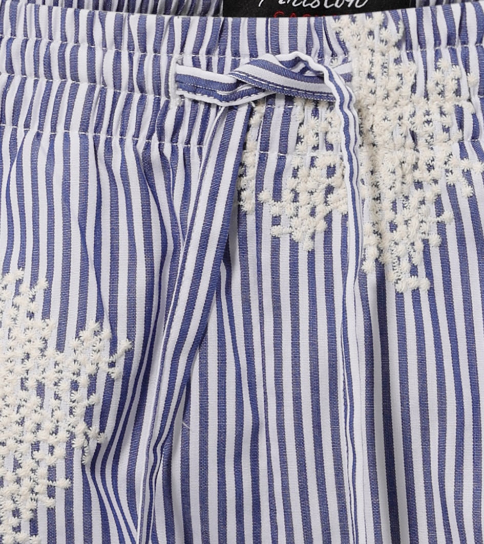 Aniston CASUAL Short  gestreift und aufwändig mit Stickerei verziert