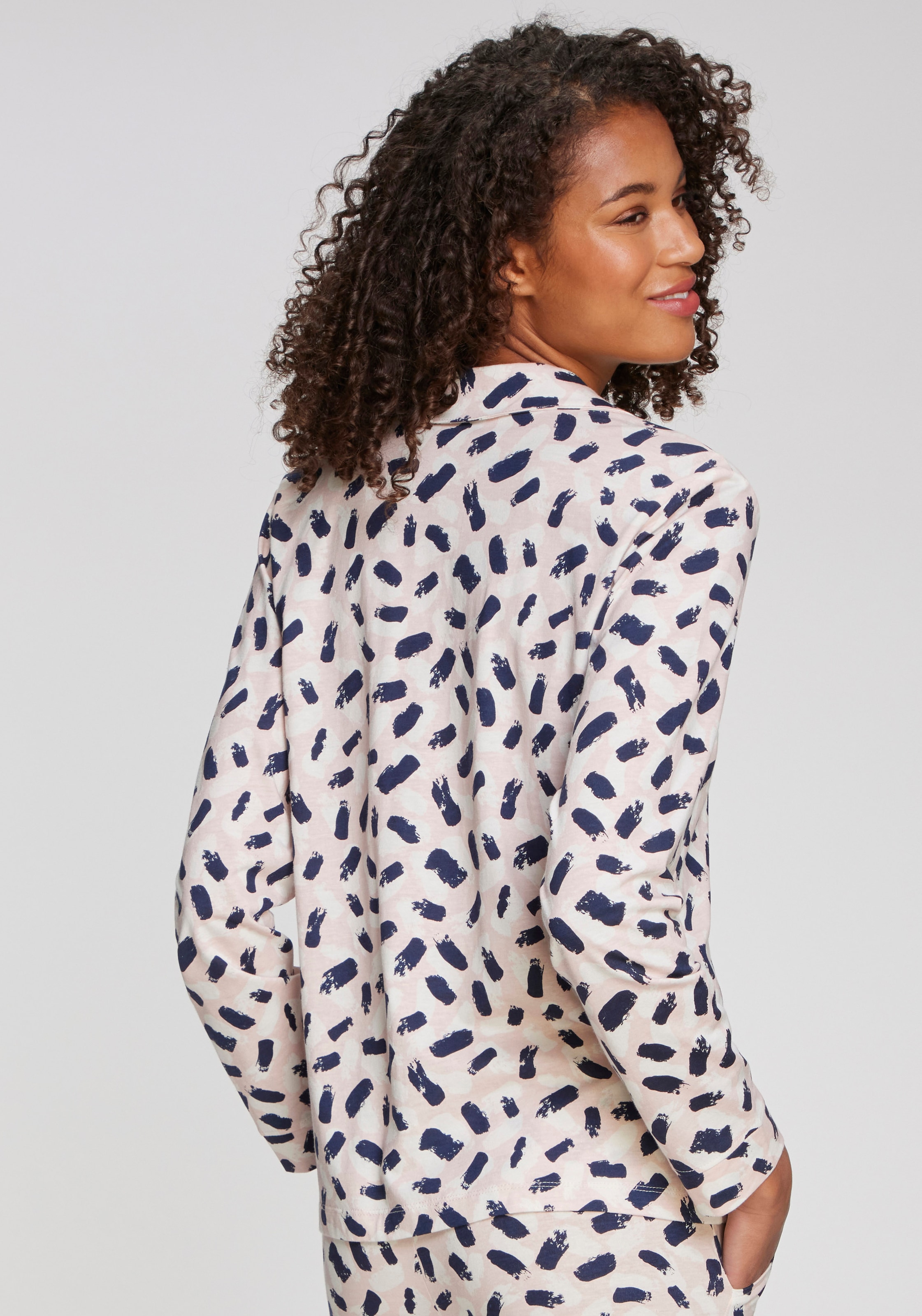 s.Oliver Haut de pyjama 1-teilig,  mit schönem Alloverdruck