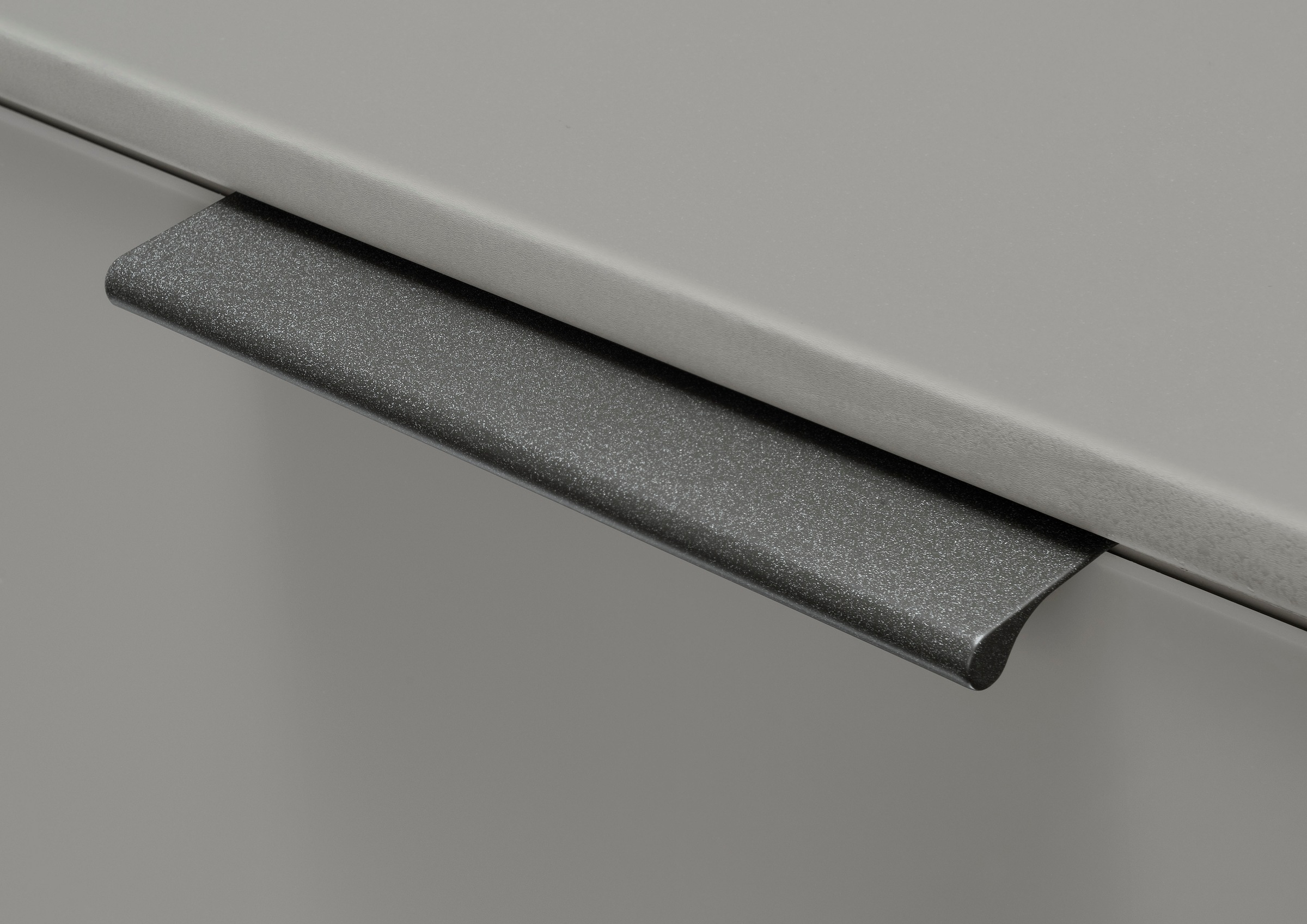 WIEMANN Kleiderschrank »Monaco« hochwertige Beschläge