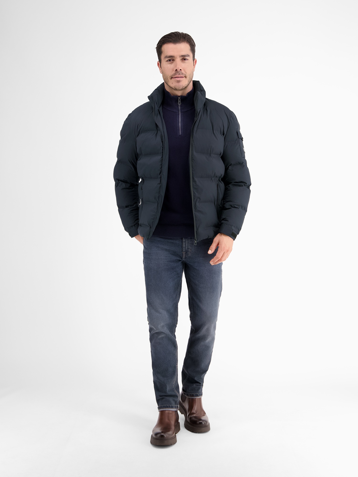 LERROS Veste matelassée »Warm gefütterter Steppblouson mit versteckter Kapuze« avec capuche