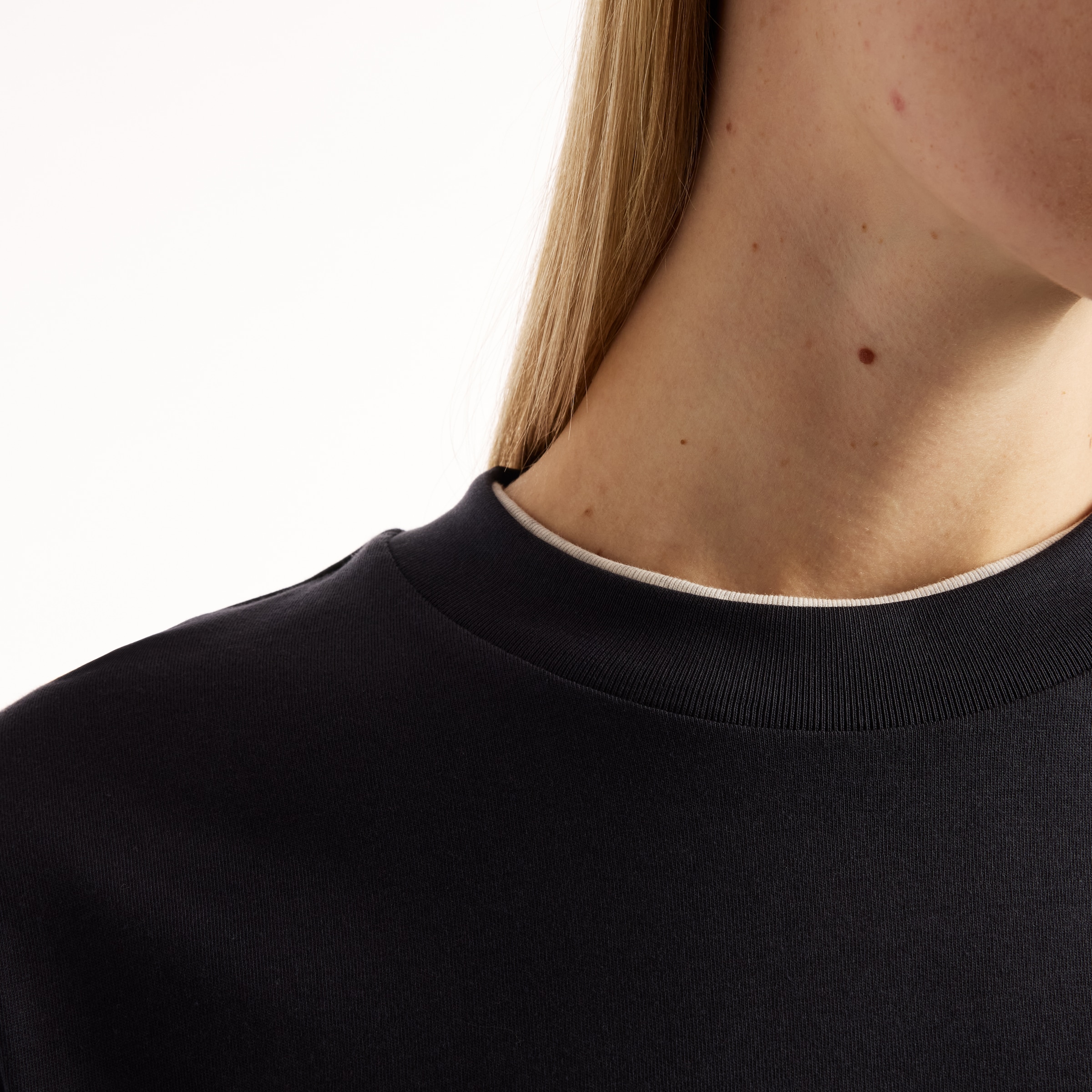 New Balance »REIMAGINED OVERSIZED T-SHIRT« sportlich, für sportliche Alltagsmomente, mit reduziertem Design