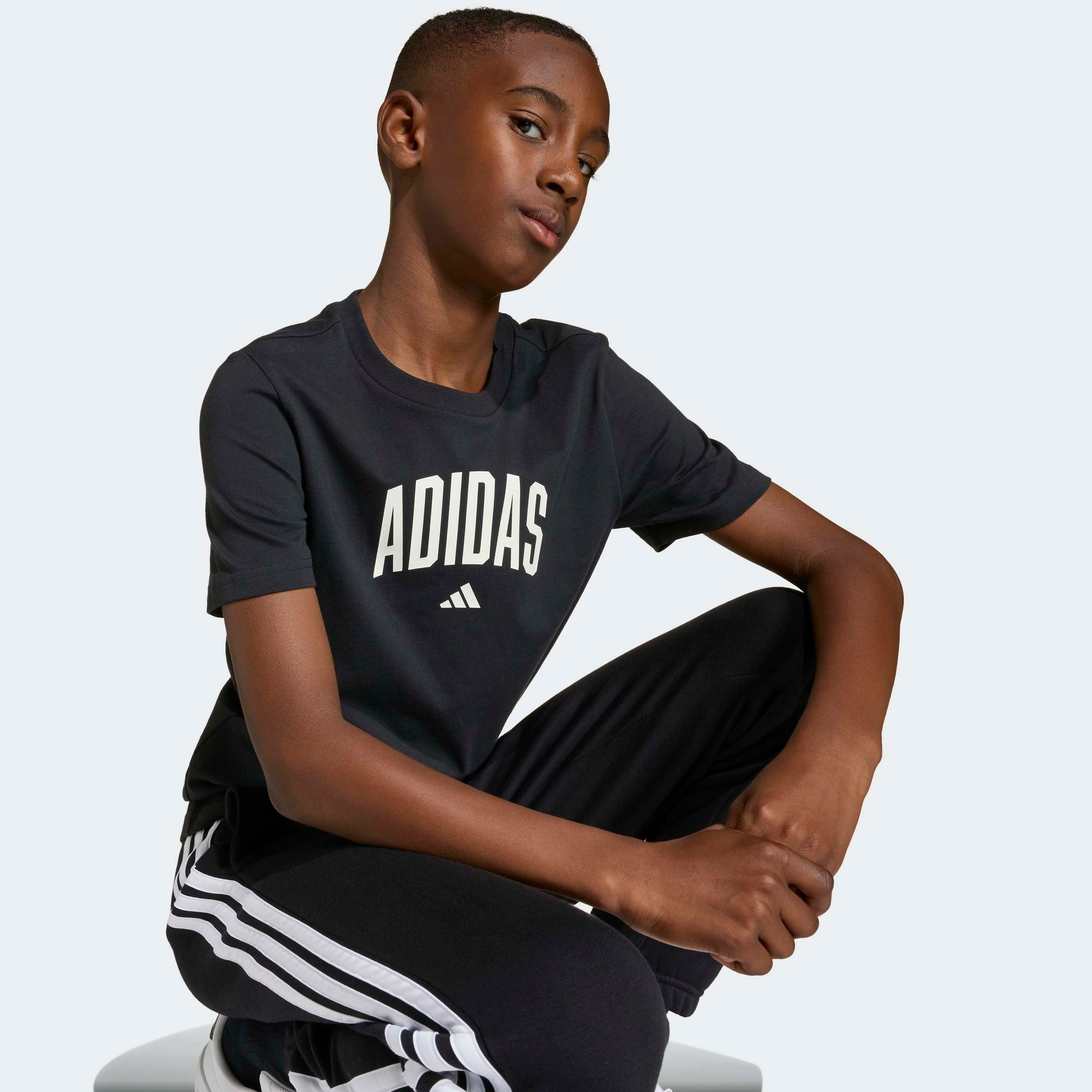 adidas Sportswear T-shirt »COLLEGIATE GRAPHIC KIDS« für Kinder, mit grafischem Design, aus Baumwolle