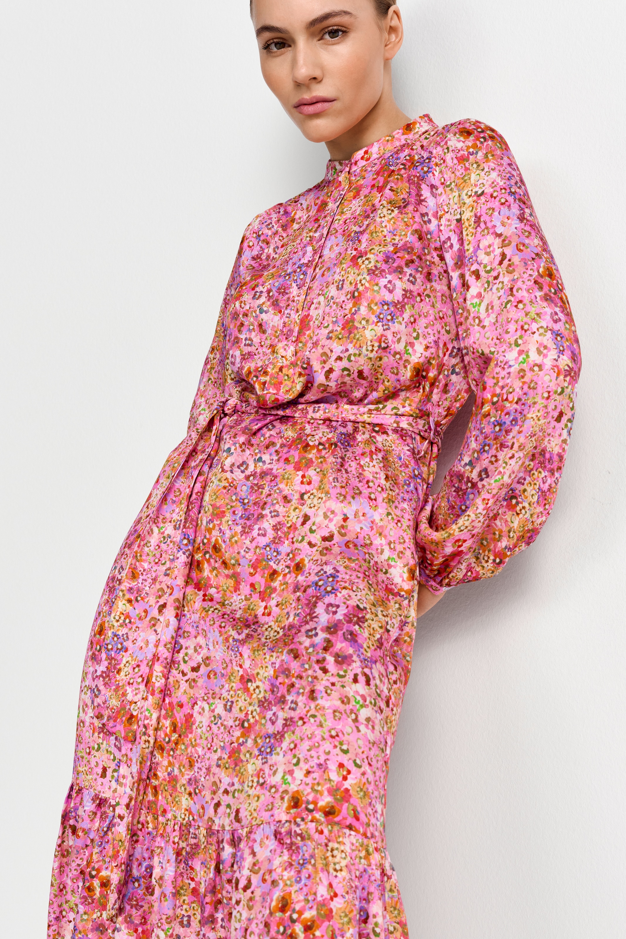 RICHROYAL Robe imprimée Blusenkleid mit breitem Bindegürtel, aus Viskose