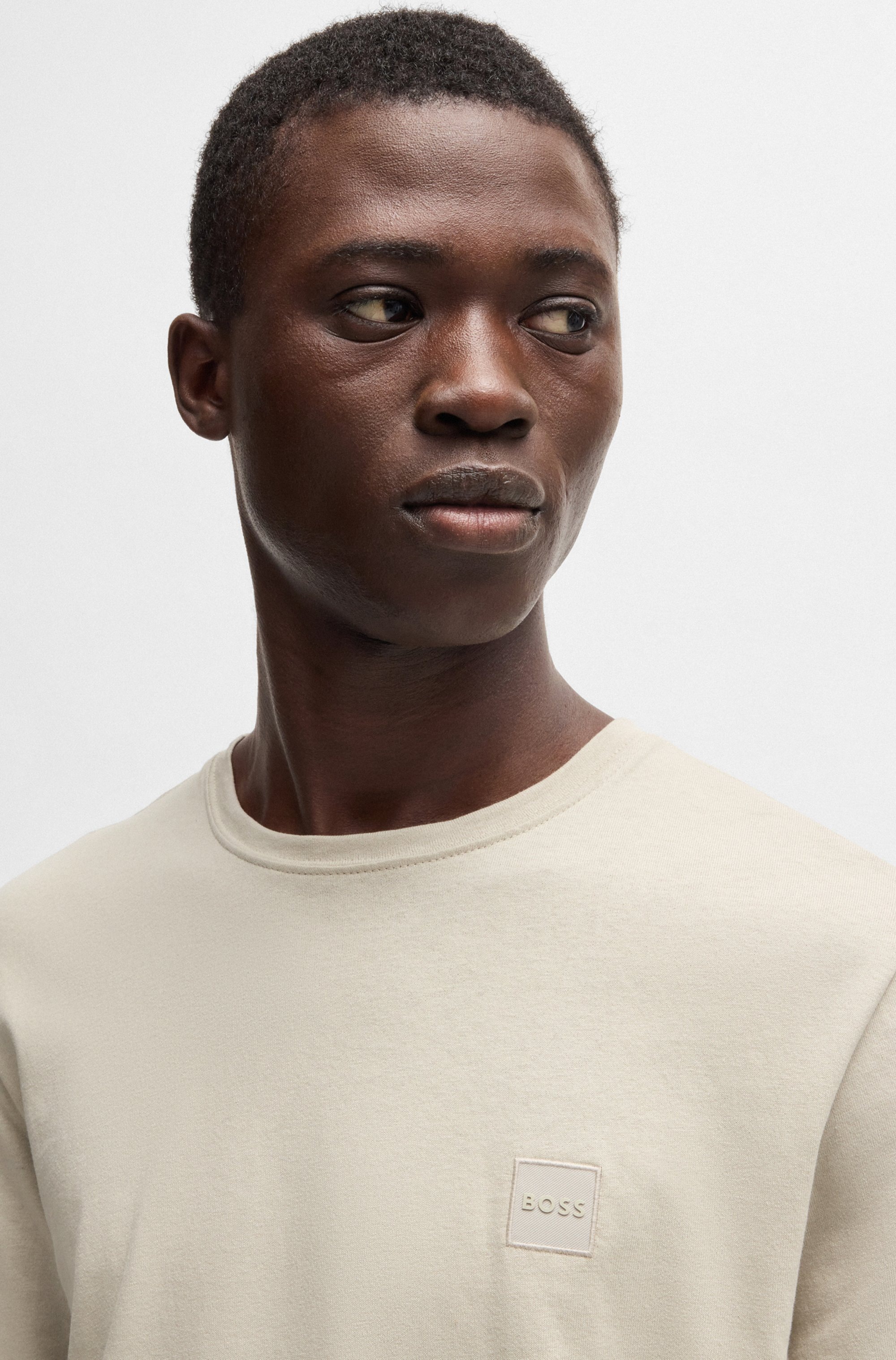 BOSS ORANGE T-shirt à manches longues »Tacks« mit Markenlogo auf der Brust