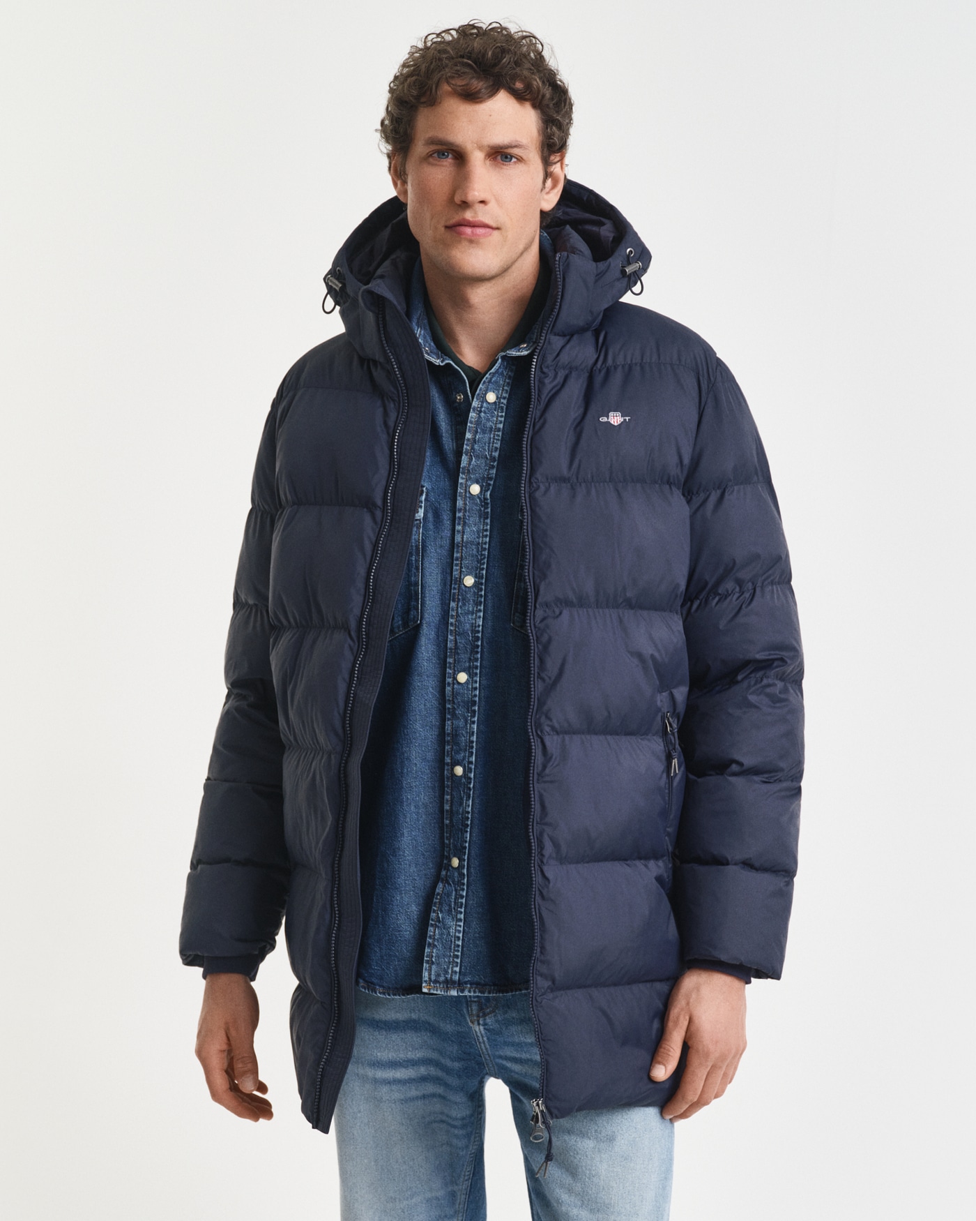 Gant Steppmantel »ACTIVE CLOUD MID LENGTH« Puffermantel, regular fit, abnehmabre Kapuze, 2-Wege-Reissverschluss