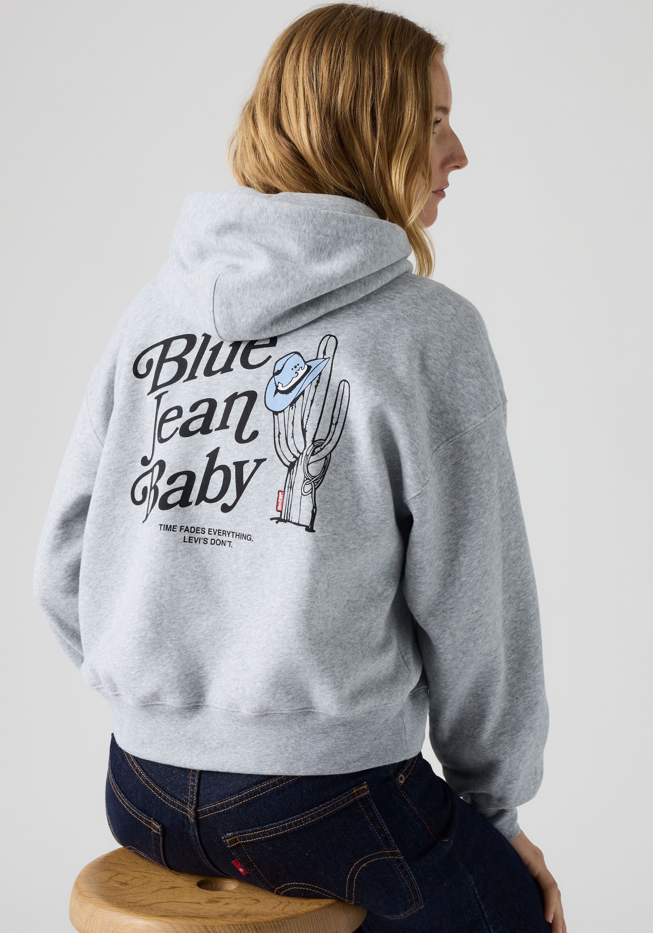 Levi's® Hoodie »GR EVERYDAY HOODIE 2.0«, Couvrant la taille, coupe cintrée

