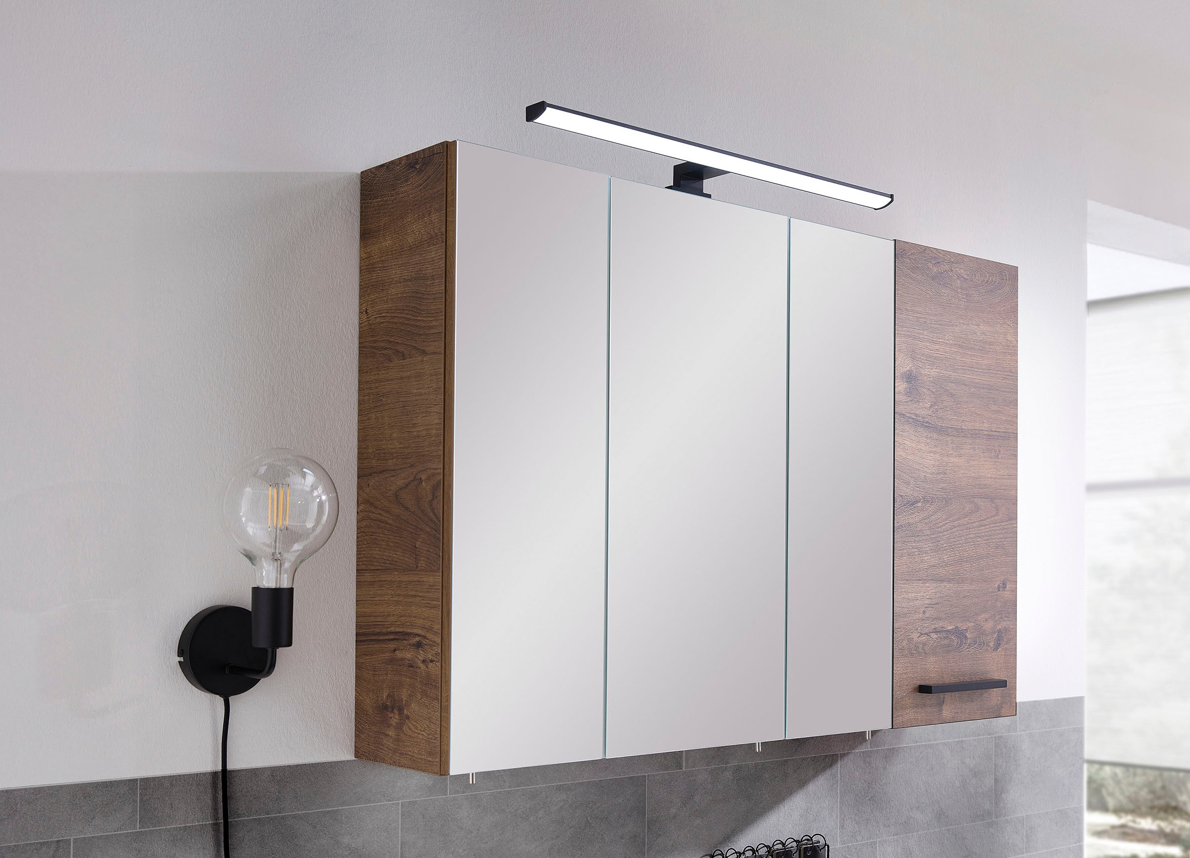 Saphir Hängeschrank »Quickset 374 Wand-Badschrank, 1 Tür, 2 Einlegeböden, inkl. Türdämpfer« Badezimmer-Hängeschrank, 30 cm breit, Eiche Ribbeck quer Nachbildung