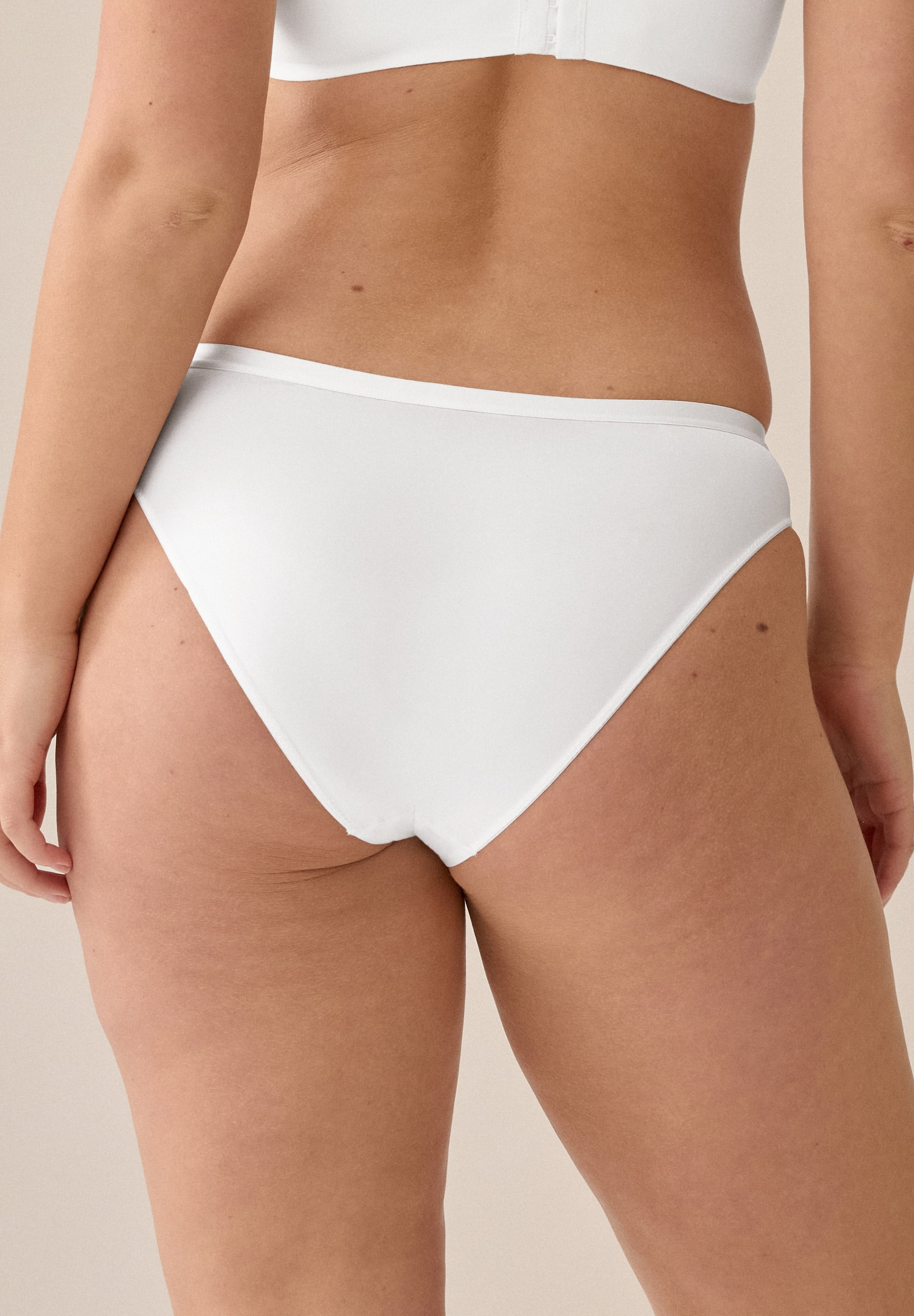 Naturana Slip »The Thursday« 1 cuis tlg., feminin, elastisch, bequem, eng, weich