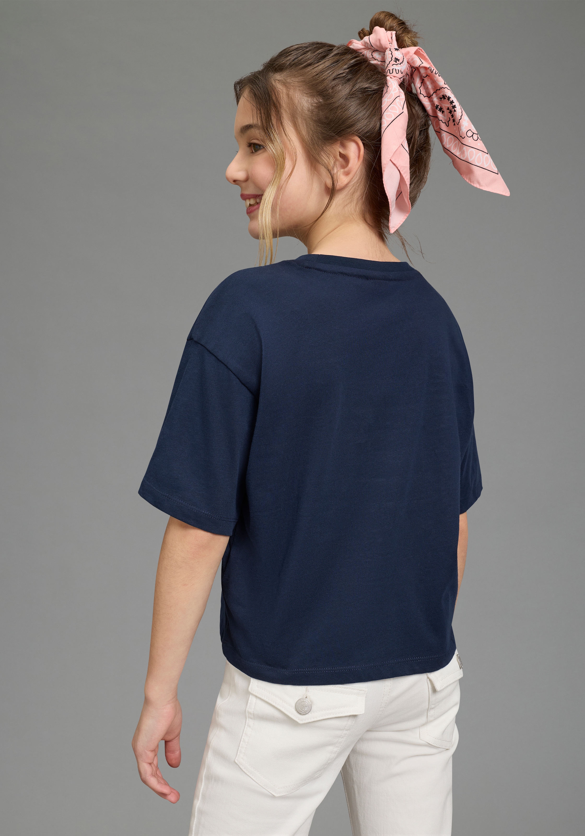 KangaROOS T-shirt »Kurze Form mit Folienprint für Mädchen« coupe confortable, manches courtes, avec imprimé tendance, en coton