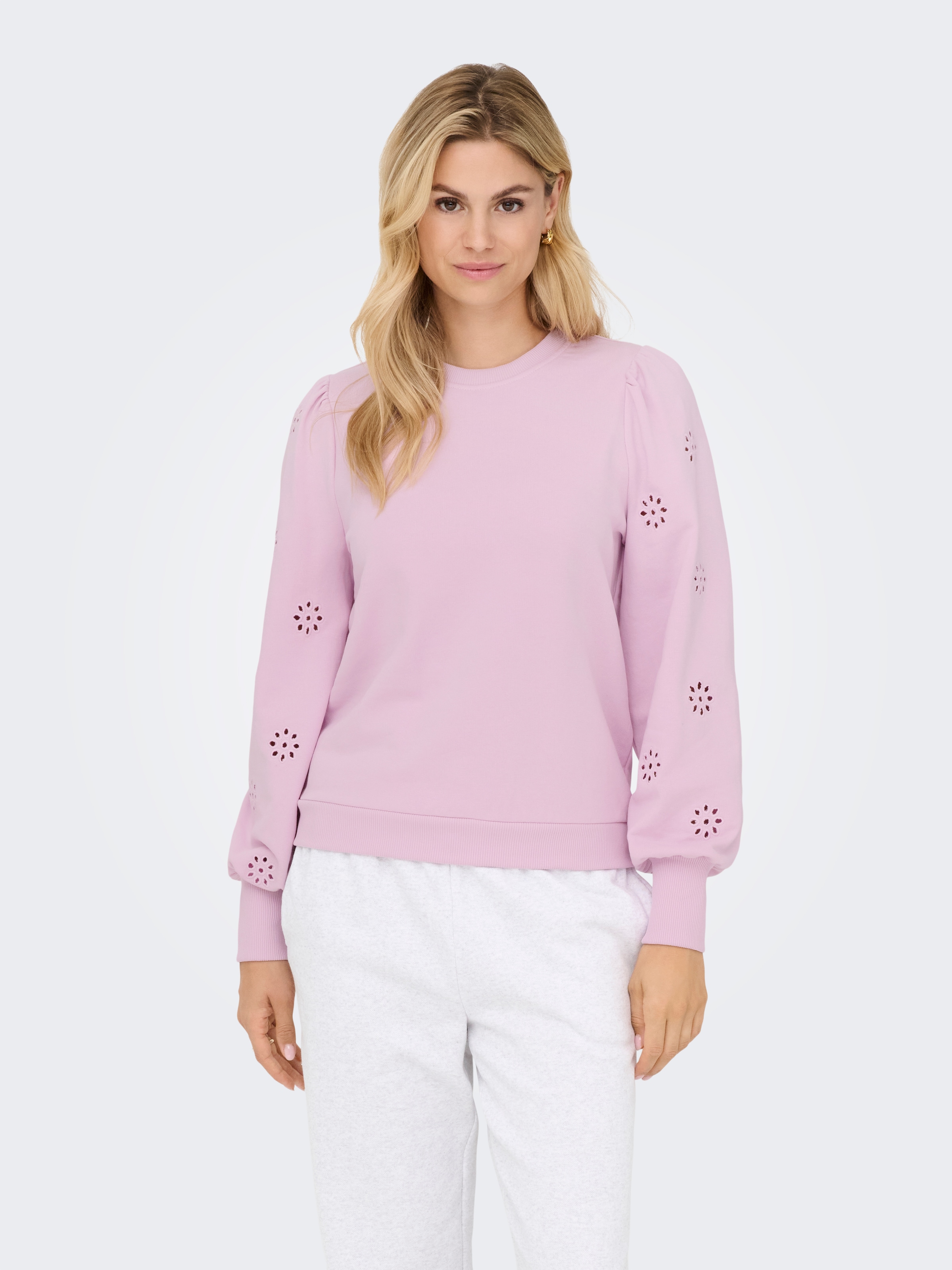 ONLY Sweatshirt »ONLFEMME L/S PUFF EMBROIDERY UB SWT«, mit Puffärmeln mit wunderschöner Lochstickerei

