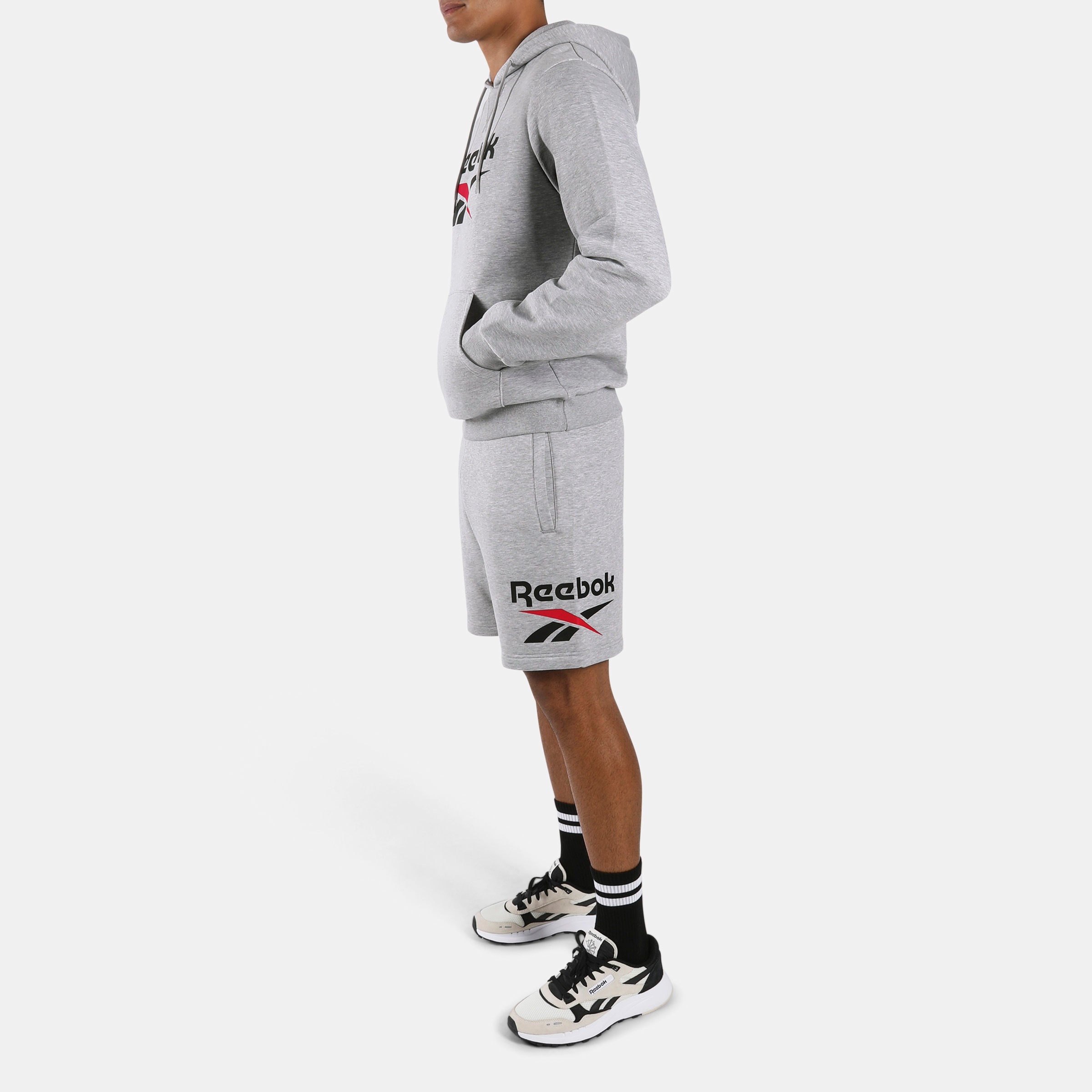 Reebok Kapuzensweatshirt »TRENT 2 COL LOGO HOODY«, mit verstellbarer Kapuze, aus Baumwolle und Polyester
