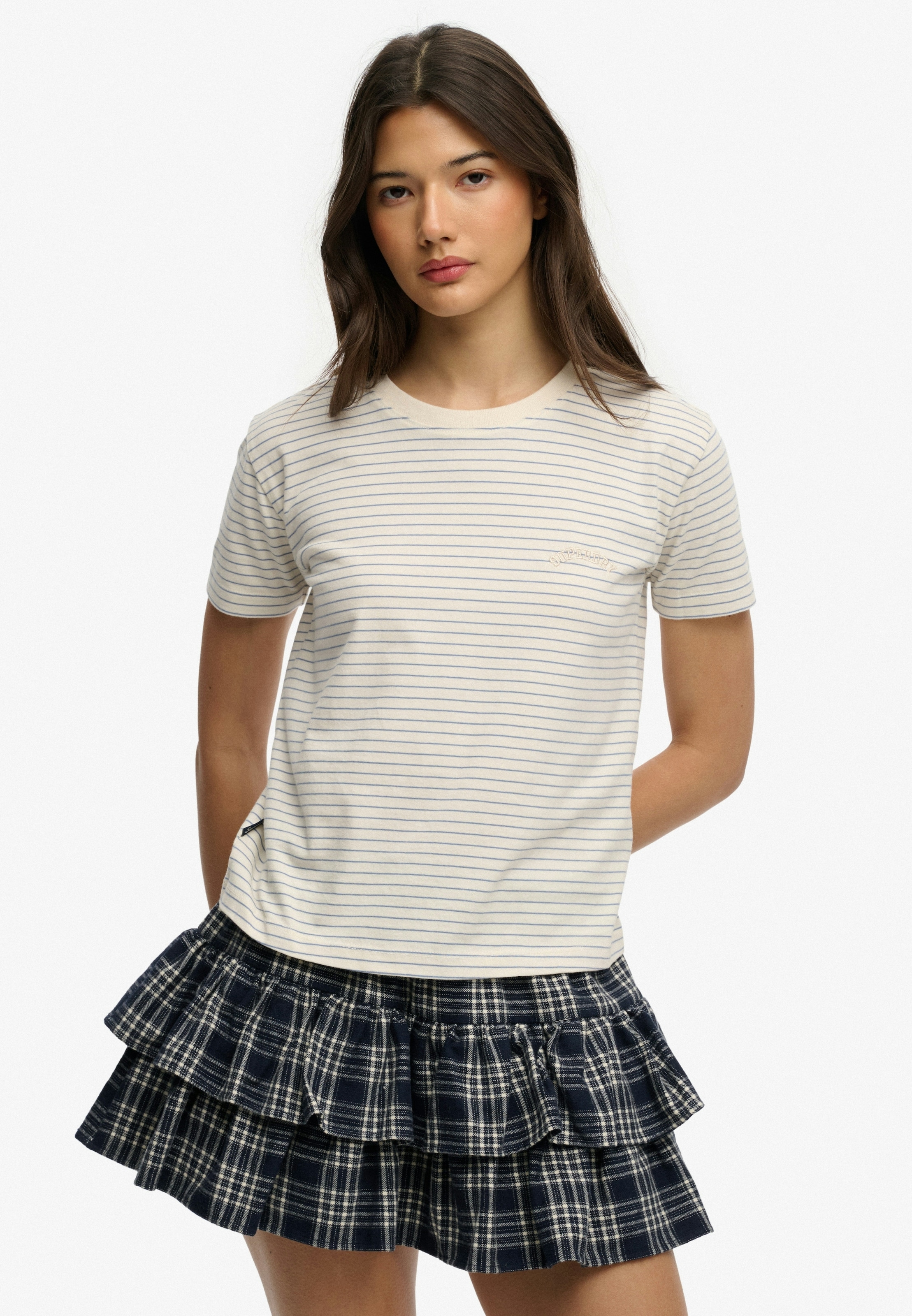Superdry T-Shirt »ESSENTIAL LOGO STR FITTED TEE« angenehmes Tragegefühl durch besonders weiche Haptik