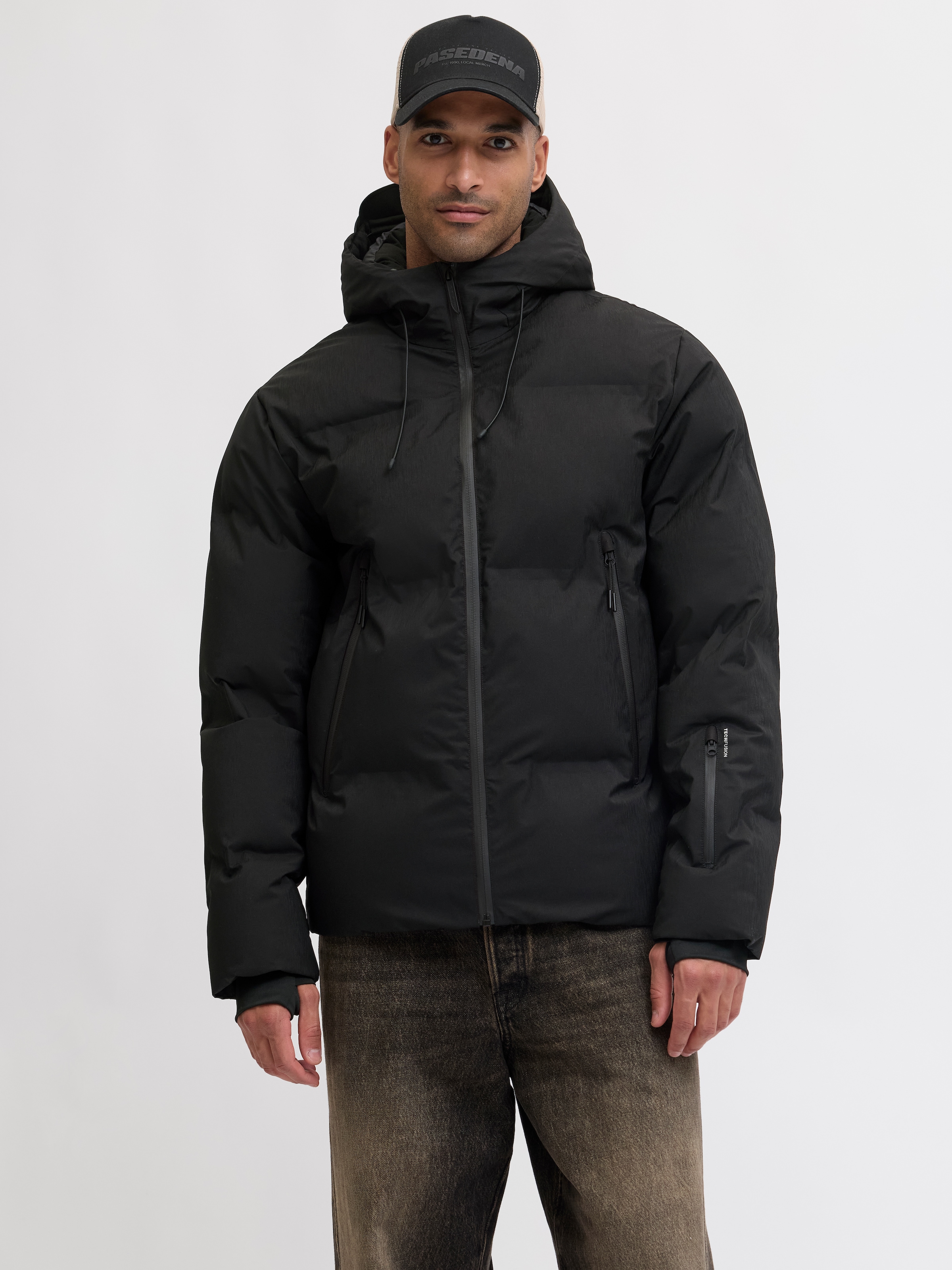 Jack & Jones Veste matelassée »JCOFUSION TECHNICAL PUFFER JACKET SN« avec capuche